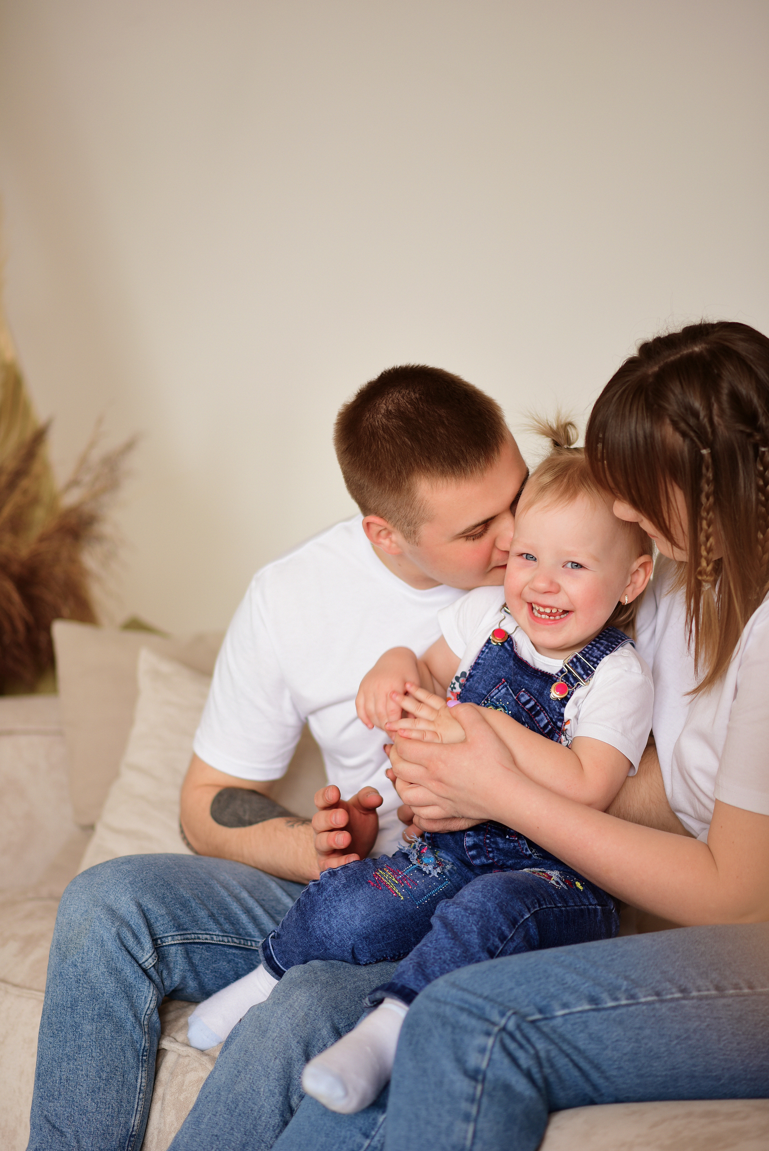 Карина, Егор и Софа. Ваш личный фотограф в Пскове Анаис Рамирез