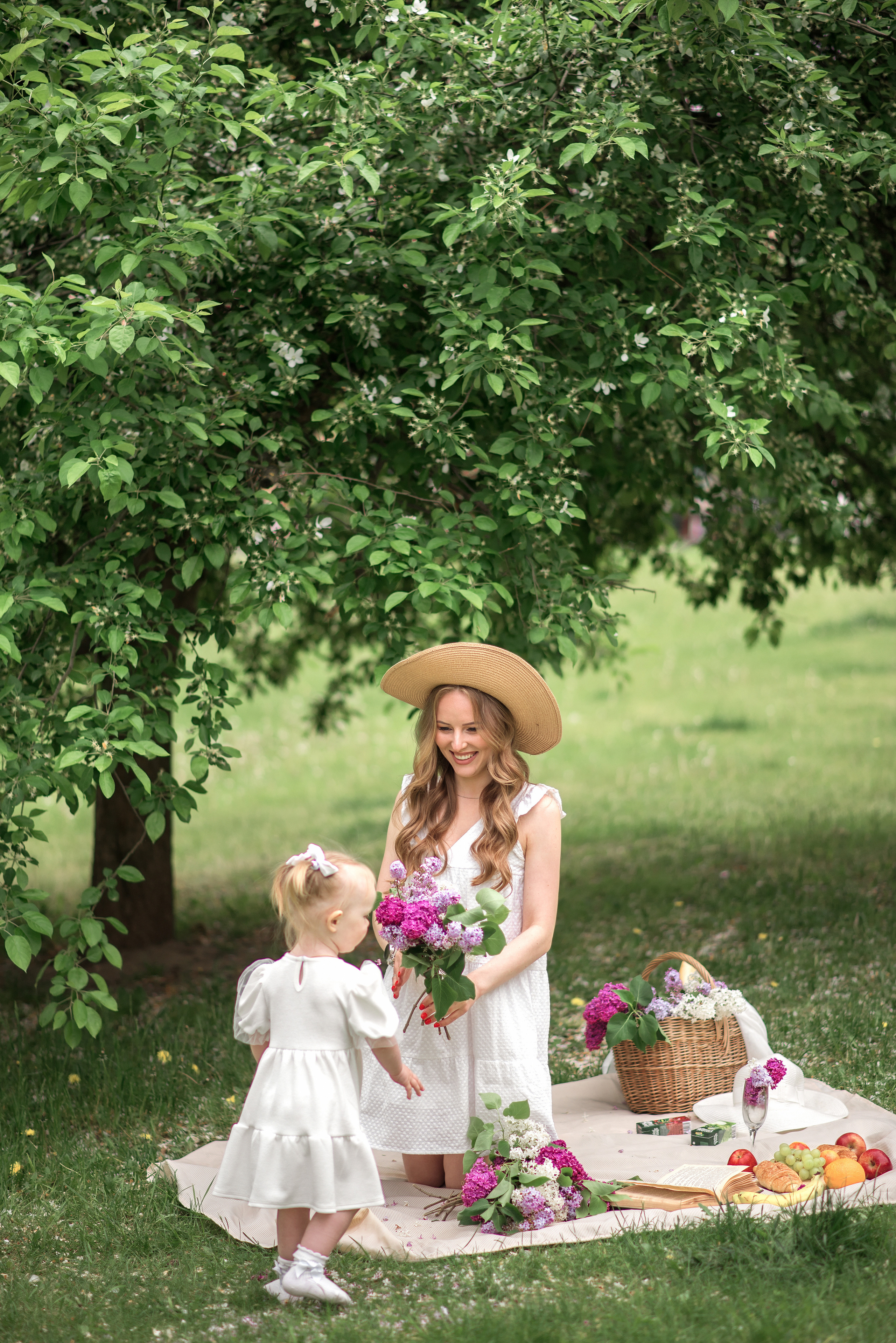Катя и Ксюша. Ваш личный фотограф в Пскове Анаис Рамирез