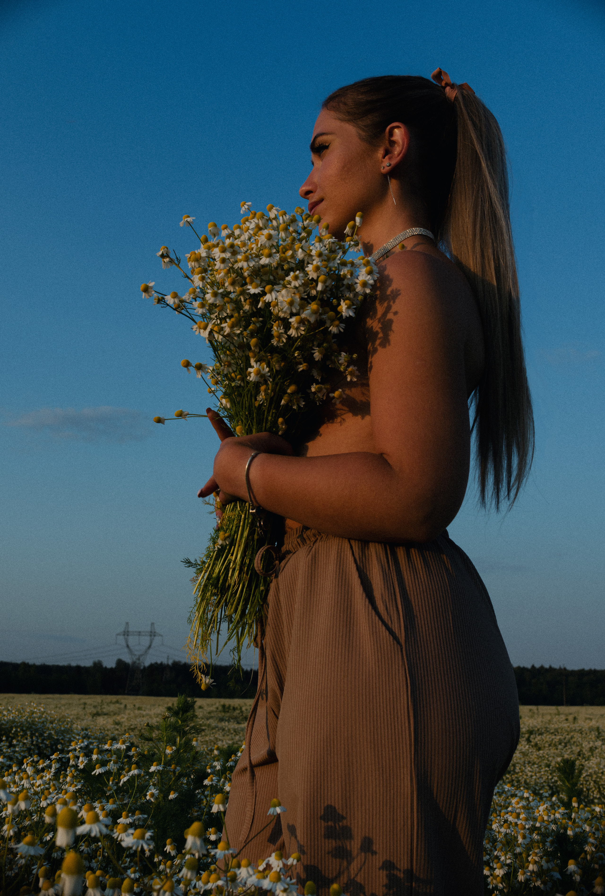 Анастасия в ромашках. Женский фотограф в Москве и МО