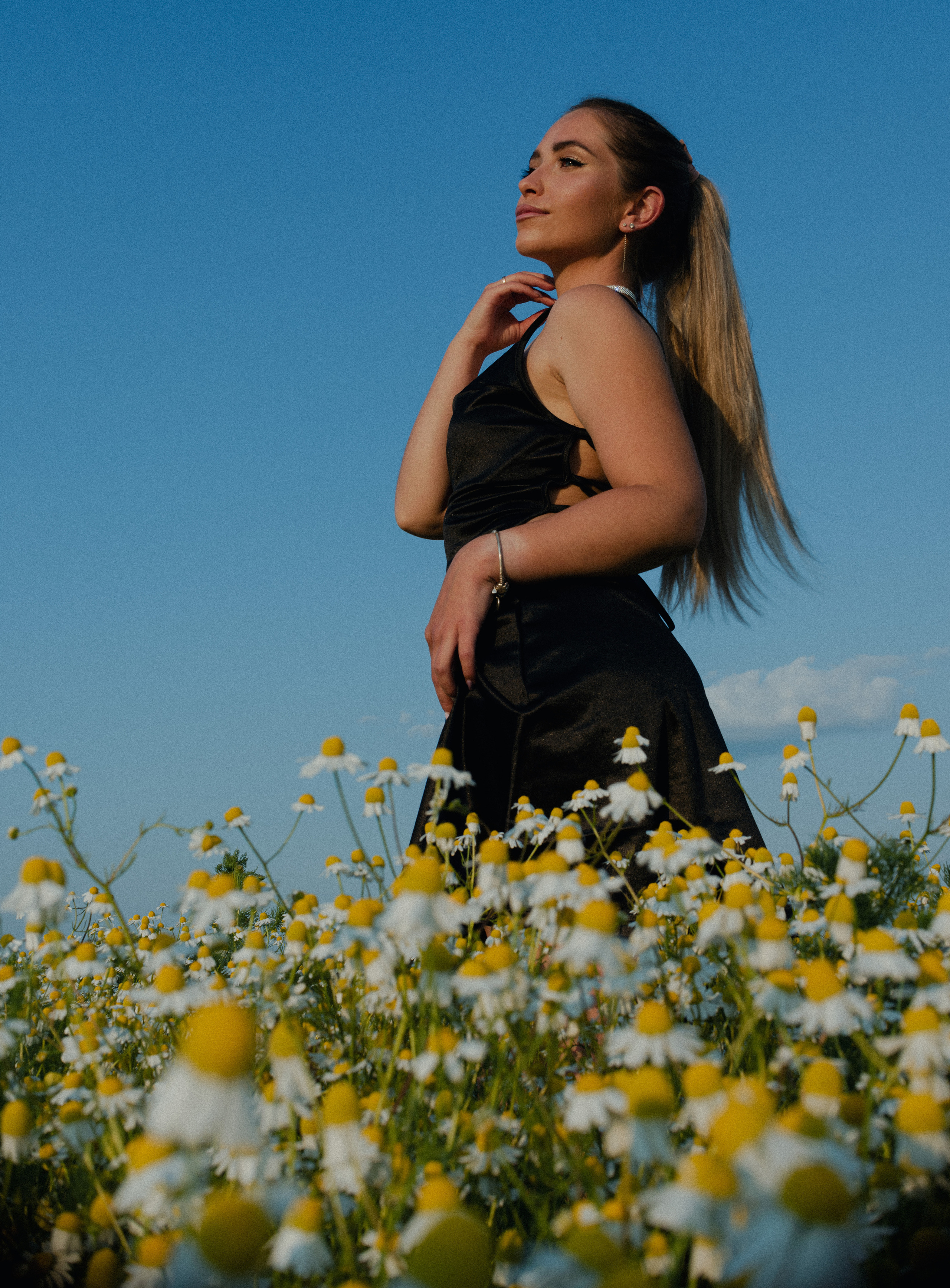 Анастасия в ромашках. Женский фотограф в Москве и МО