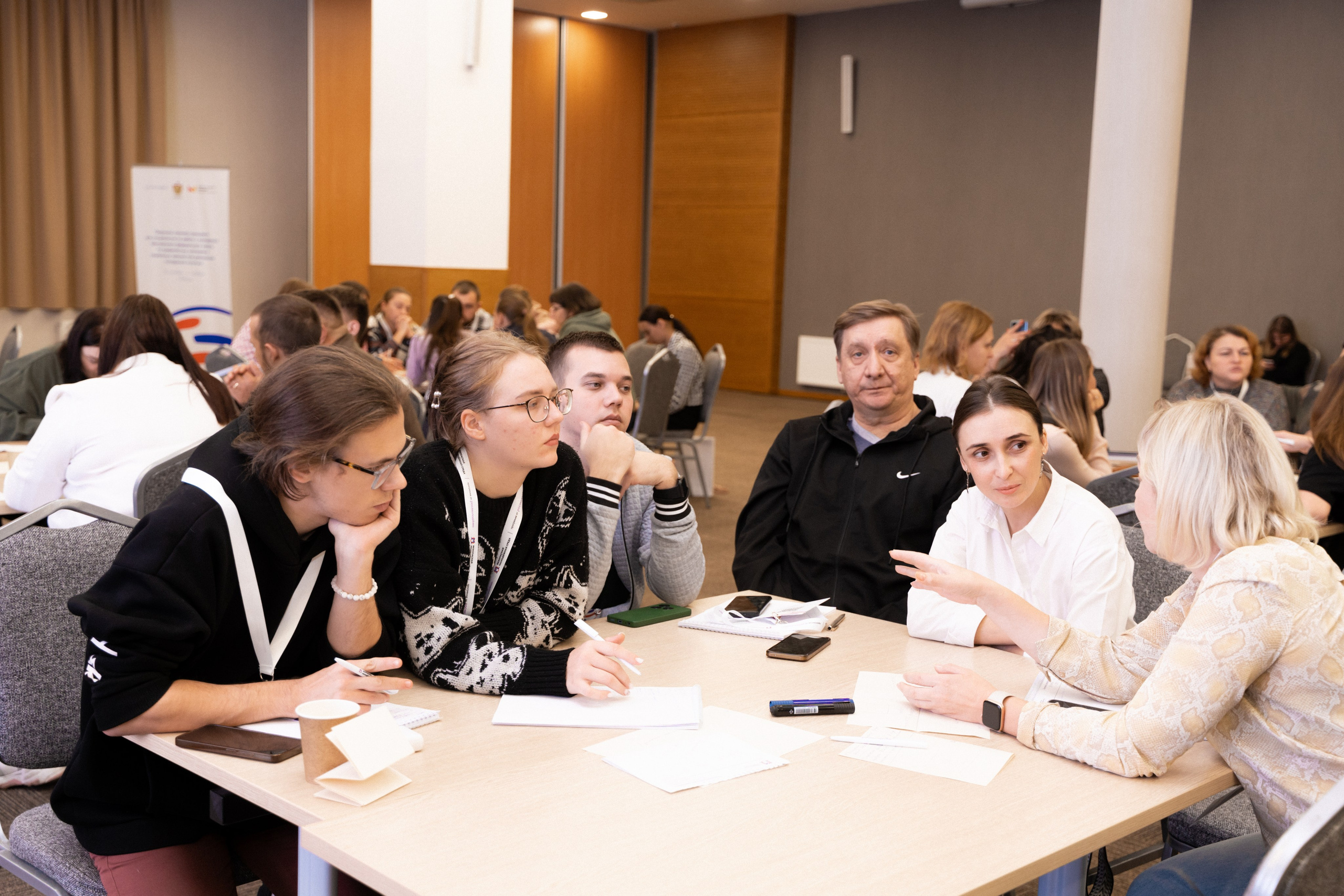 Окружной семинар в сфере профилактики от Росмолодежи в Амаксе 2024. Фотограф Надежда Погребняк | Рязань | Москва