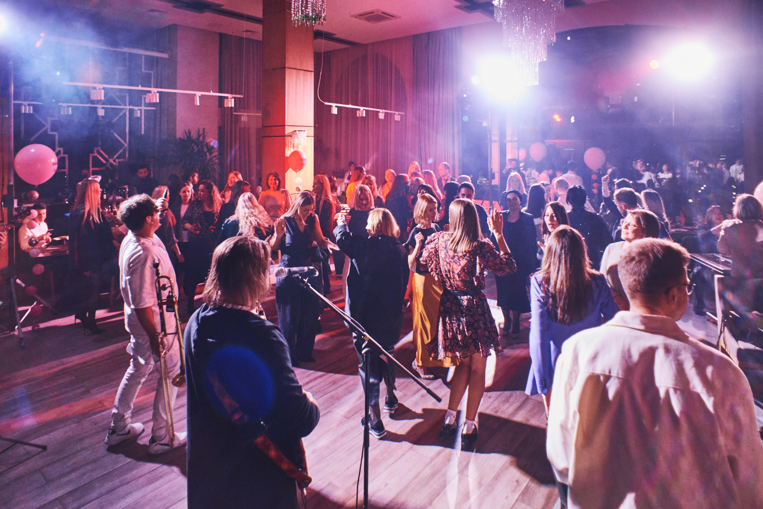 Корпоративный банкет. Константин Кордонский | Интерьерный и food-фотограф в Кисловодске и КМВ