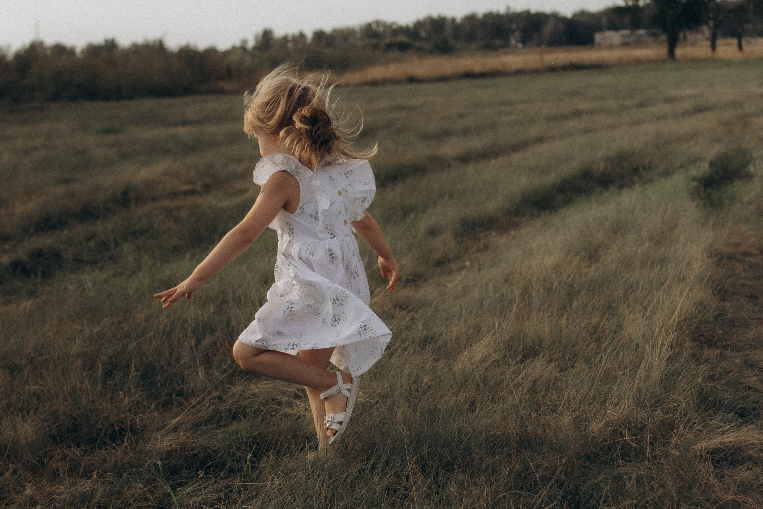 Летняя история в поле. Семейный фотограф lifestyle в Новосибирске Елена Шпилевая