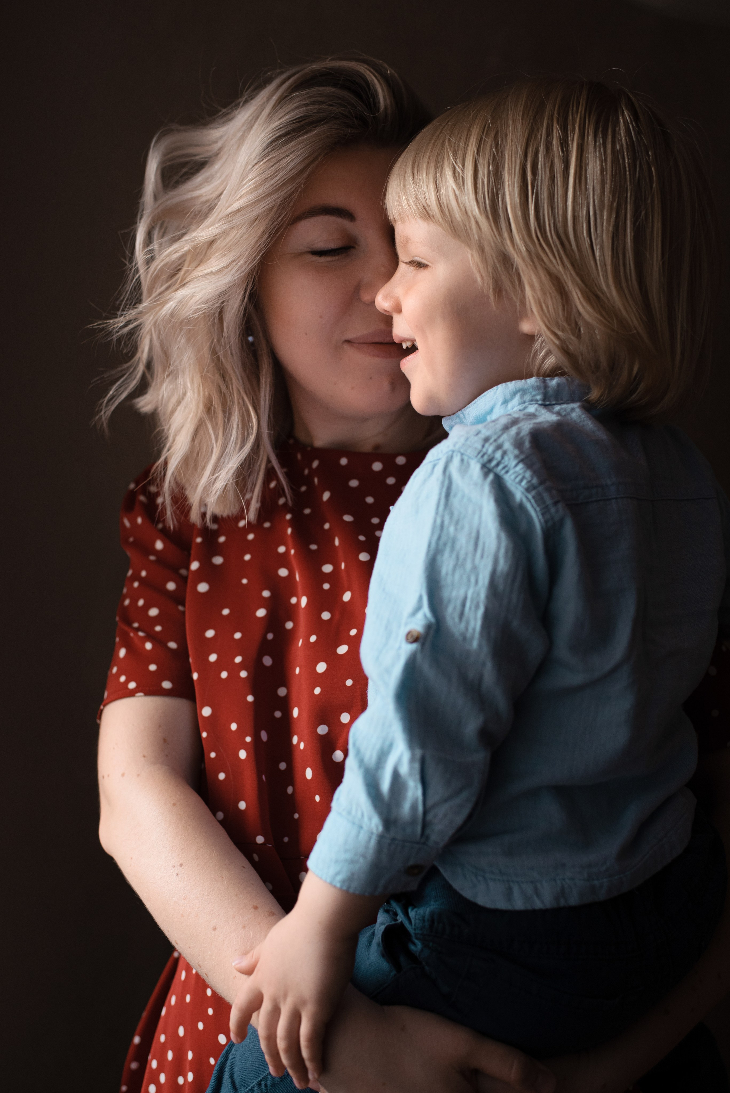 Семейная фотосессия дома. Душевная фотография от сердца к сердцу Марина Жиделева фотограф Москва