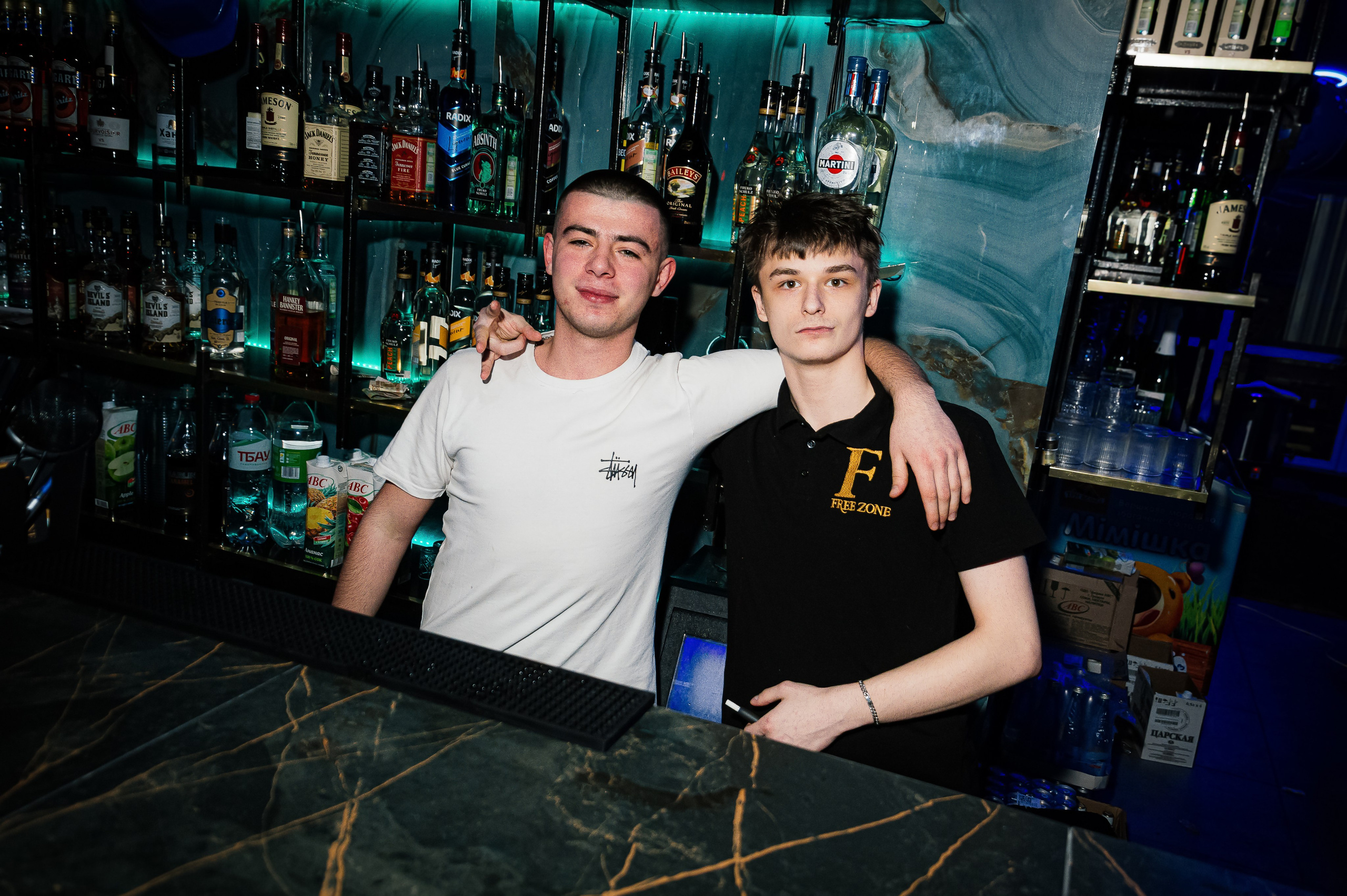 FreeZone night Club. Ларина Иванна фотограф в Донецке