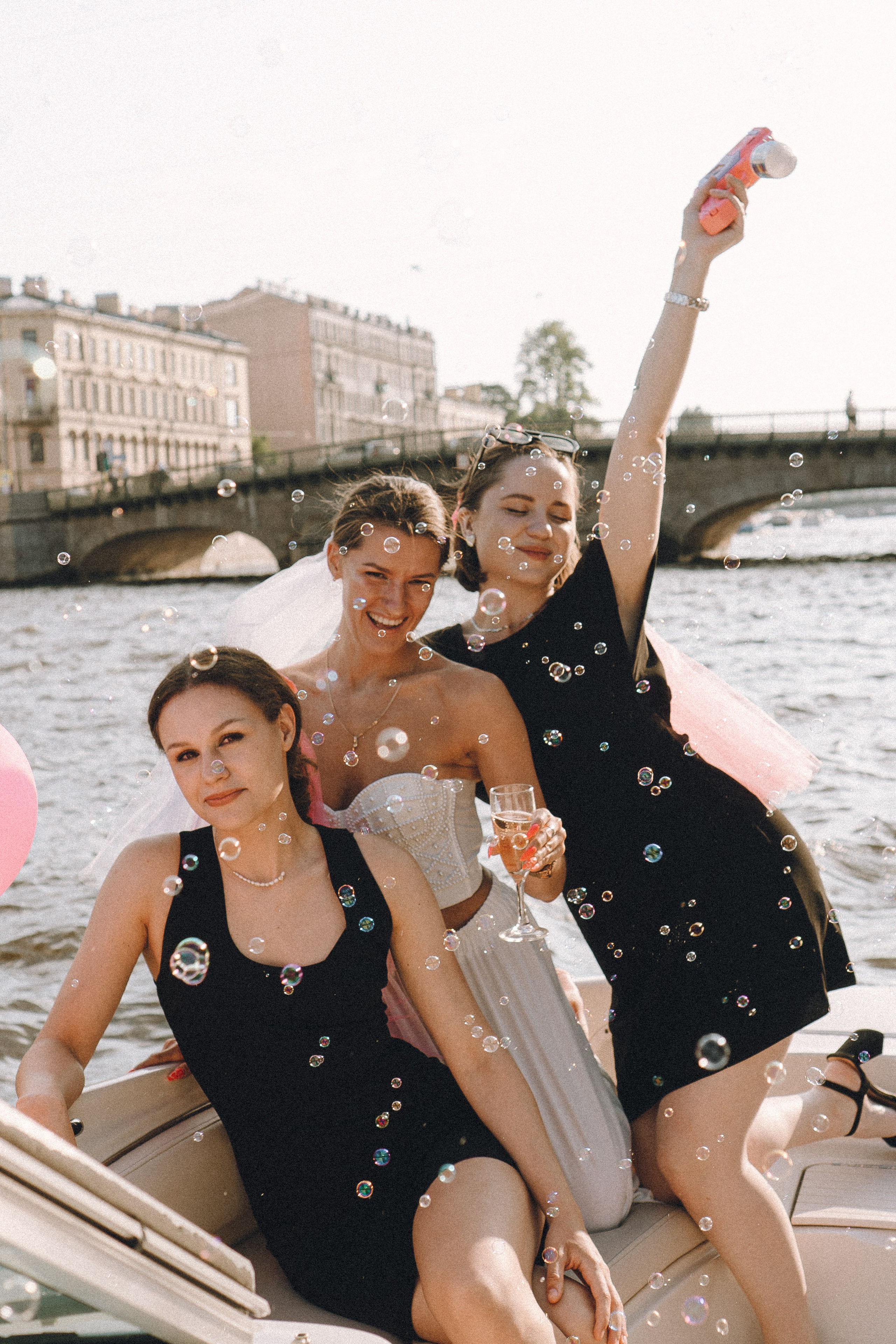 ДЕВИЧНИК НА КАТЕРЕ. Профессиональный фотограф, Санкт-Петербург — Виктория Богомолова