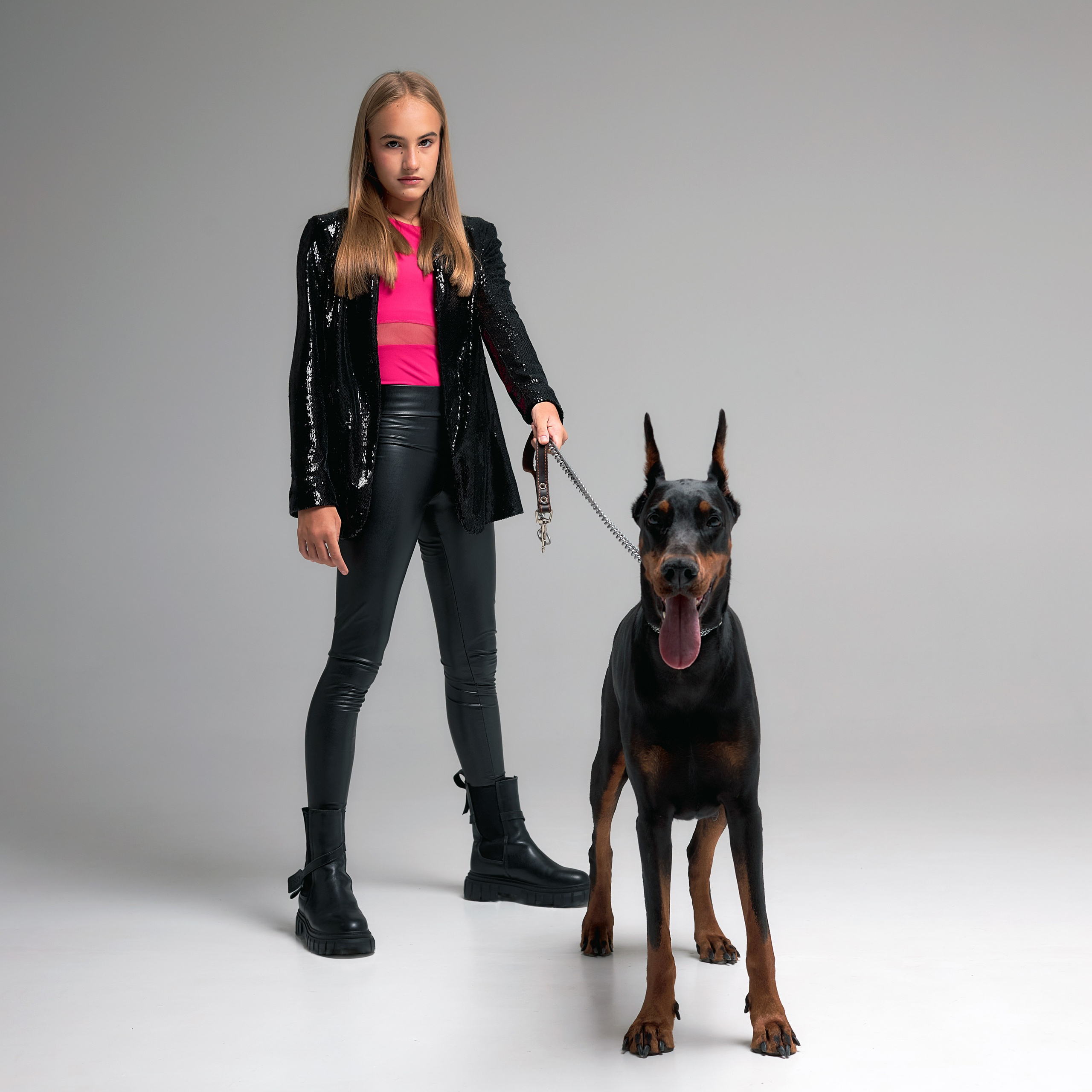Николь с доберманом. Фотограф в городе Ростов-на-Дону Лариса Черных