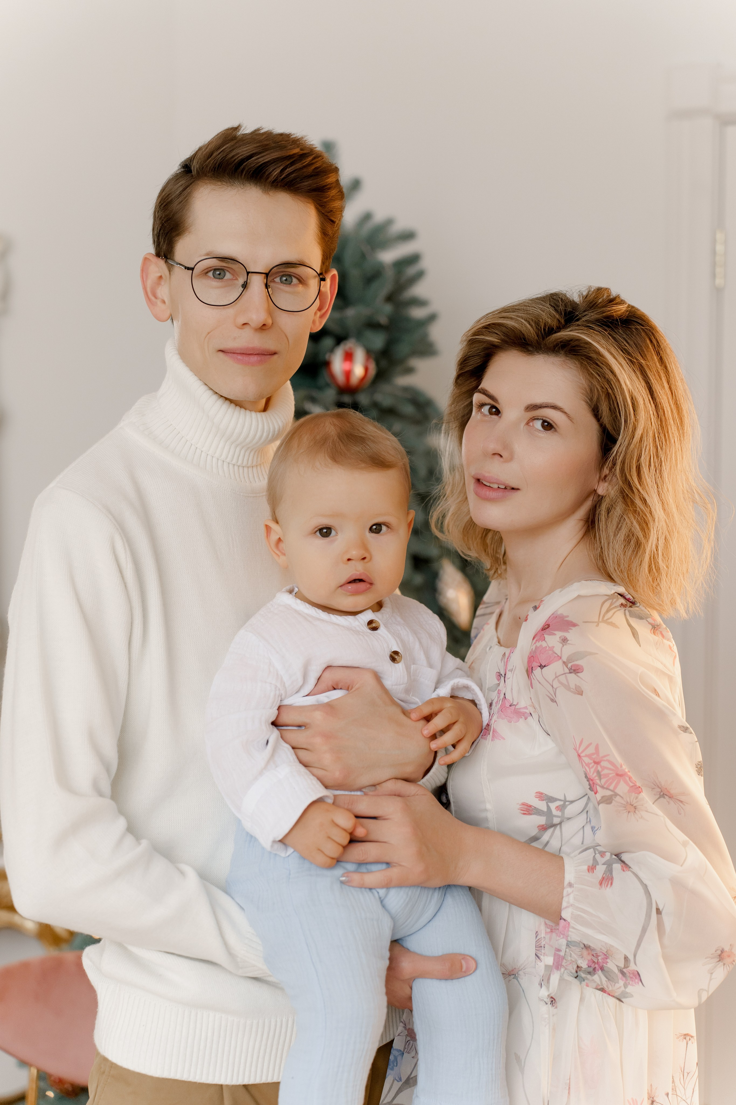 Новогодняя съемка, для семьи Пахомовых, в Астрахани, фотостудия Линза, фотограф Александр Сысоев