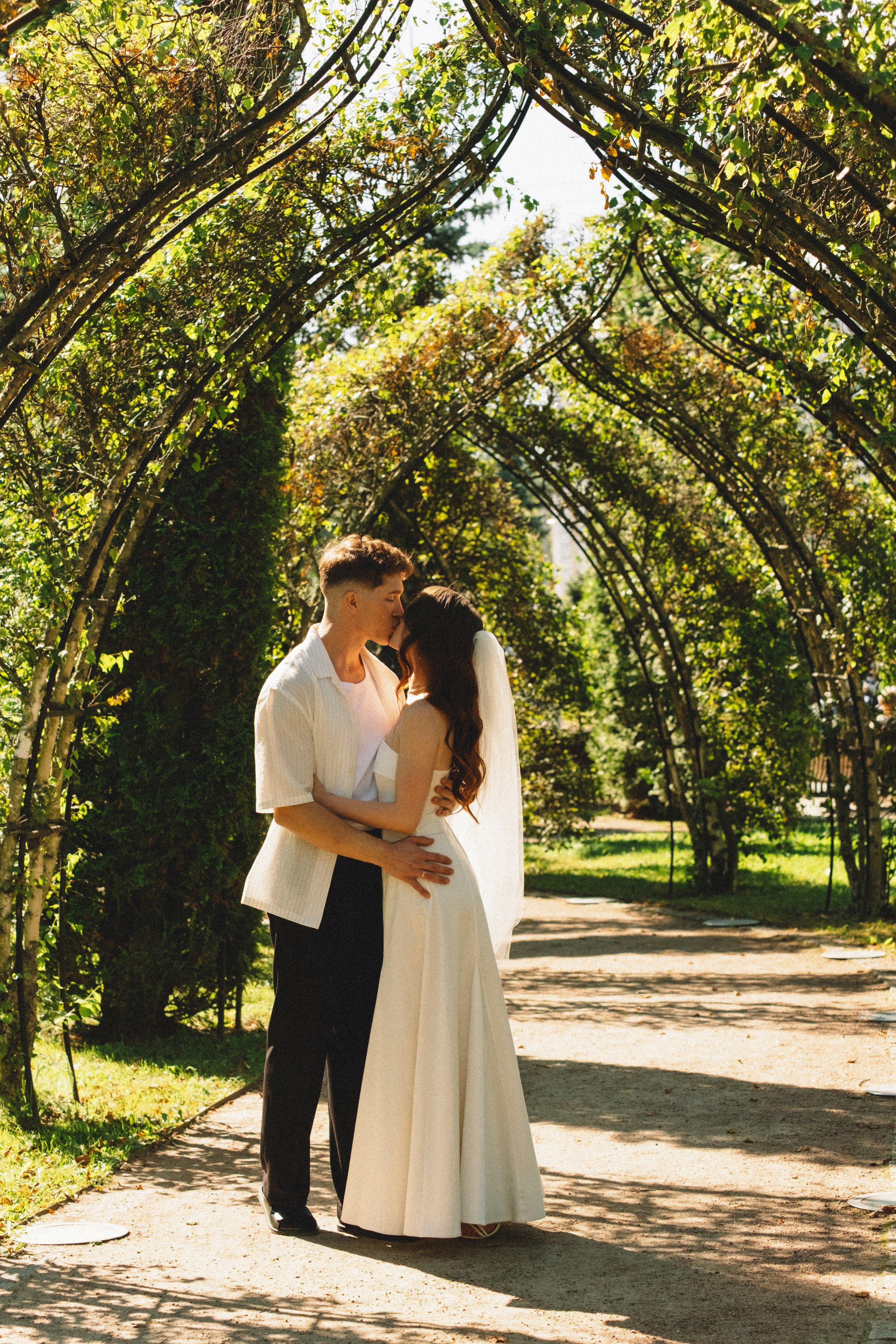 СВАДЕБНАЯ СЬЕМКА В ПЕТЕРГОФЕ И СЬЕМКА РЕПОРТАЖА В ЗАГСЕ ПЕТЕРГОФА. Профессиональный фотограф, Санкт-Петербург — Виктория Богомолова