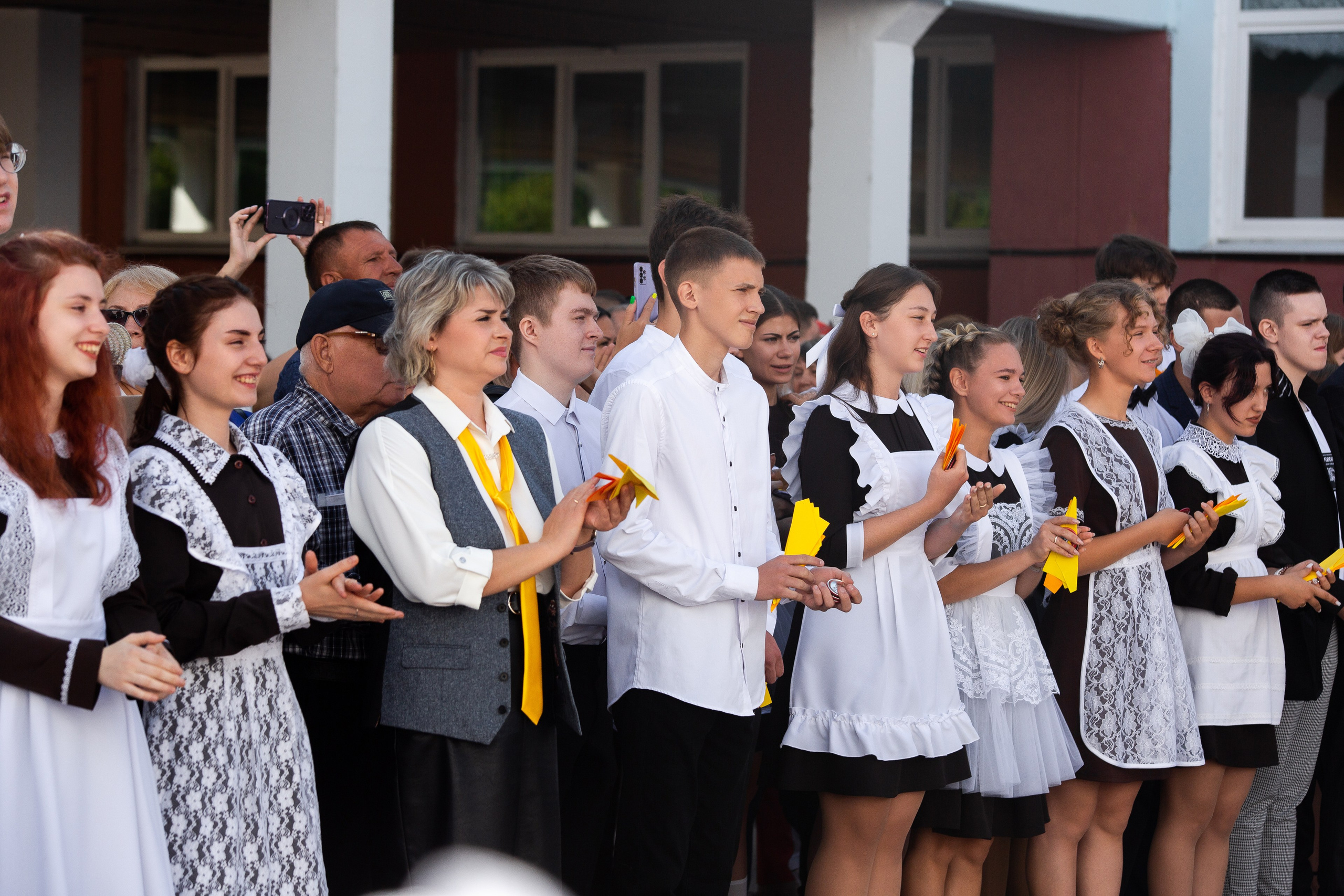 1 сентября 2023 г. 9 школа Мценск. Профессиональный фотограф в Мценске и Орловской области