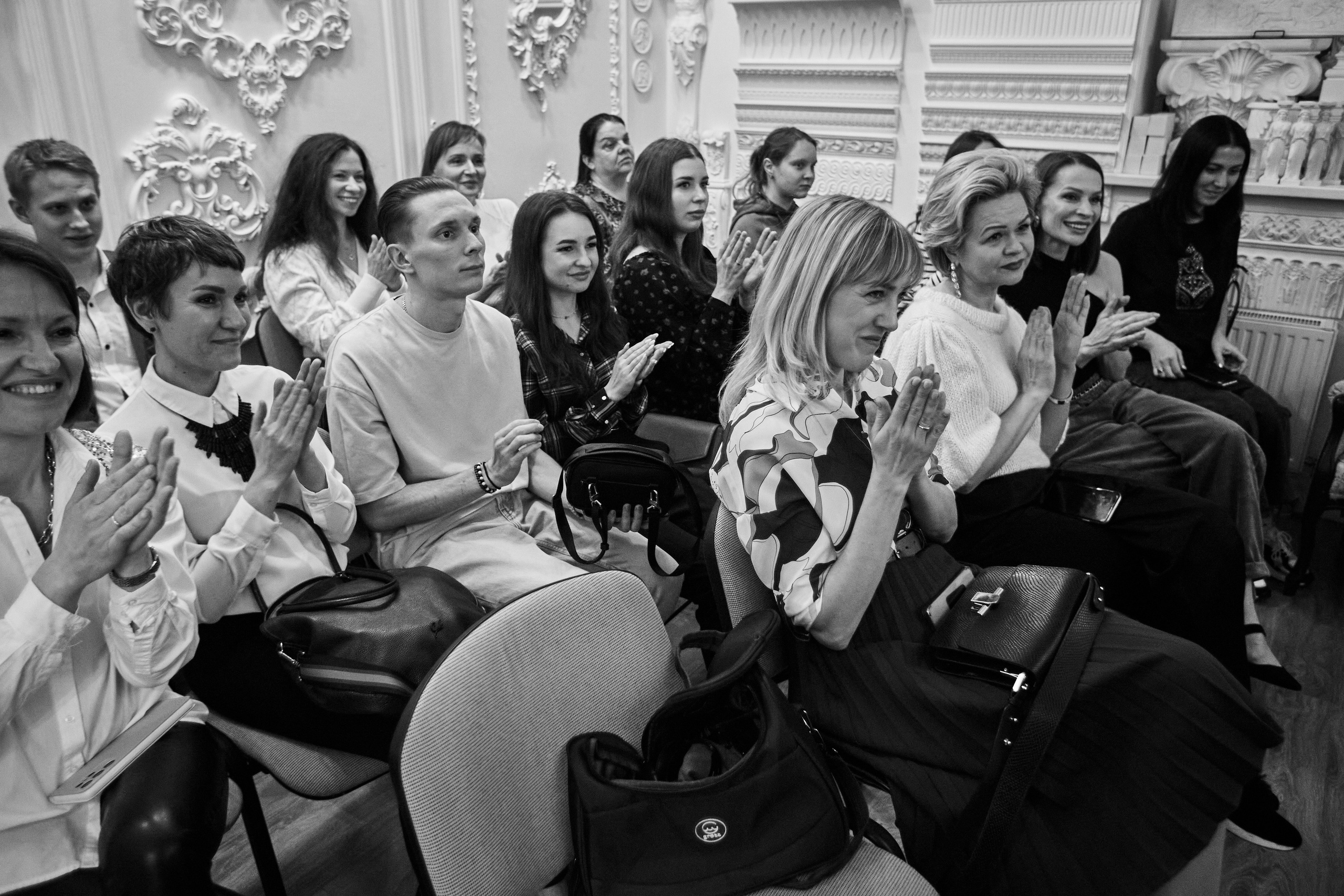 Проект «Соображаем на троих» лекция по А. Чехову в салоне «Аврора». Фотограф Юлия Маринина