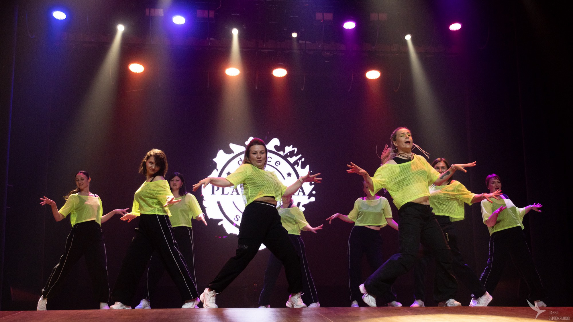 Отчетный концерт студии танцев PLATFORMA. Репортажный фотограф в Казани Павел Серпокрылов