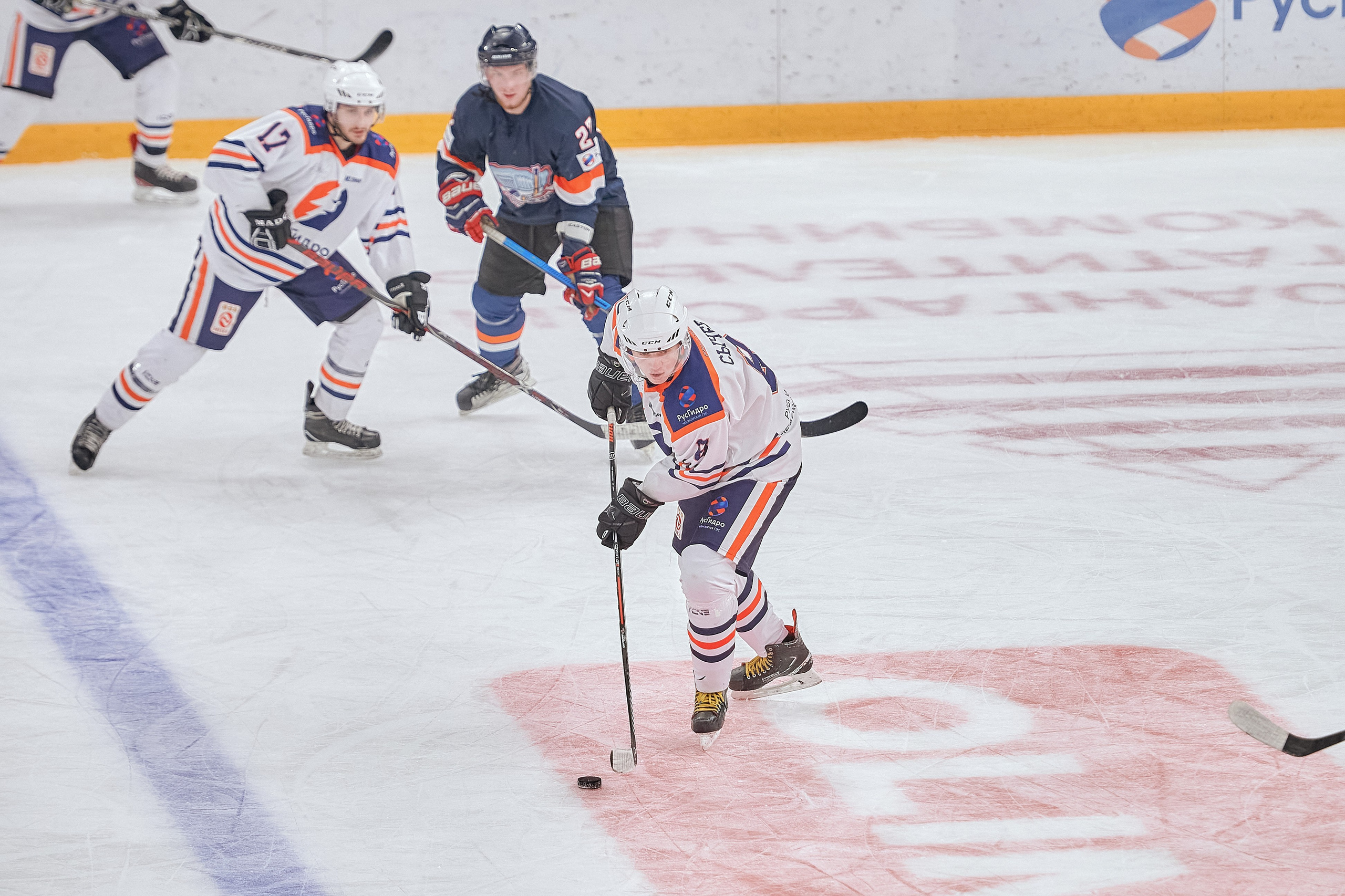 Портфолио репортажной фотосъёмки: Кристалл арена — Хоккей — РусГидро. Фотограф Яковлев Роман — Красноярск