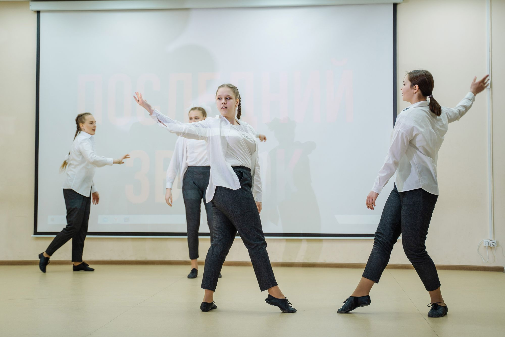 20220524 шк 94 последний звонок