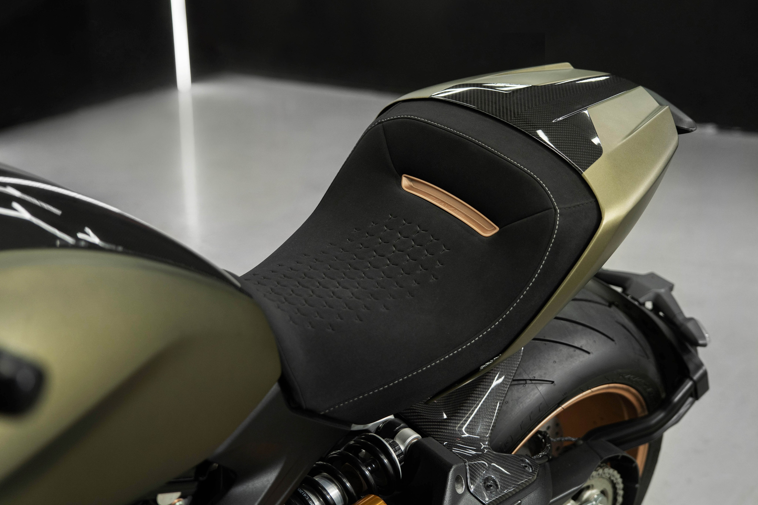 Ducati Diavel Lamborghini. Автомобильный фотограф Светлана Усова