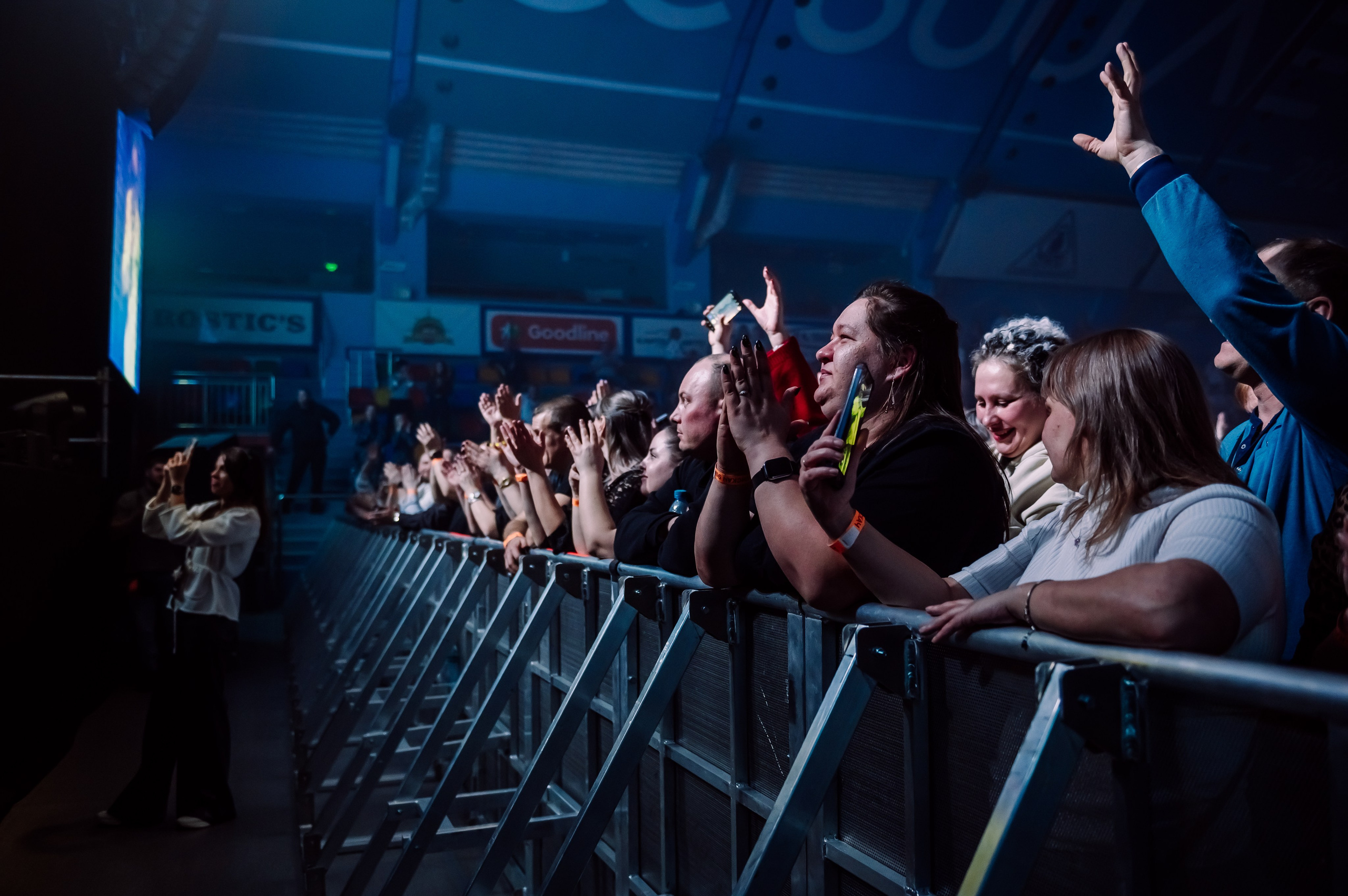 Дискач 90-х в Кемерово, СРК Арена. Детский фотограф, семейный фотограф и репортажи в Кемерово