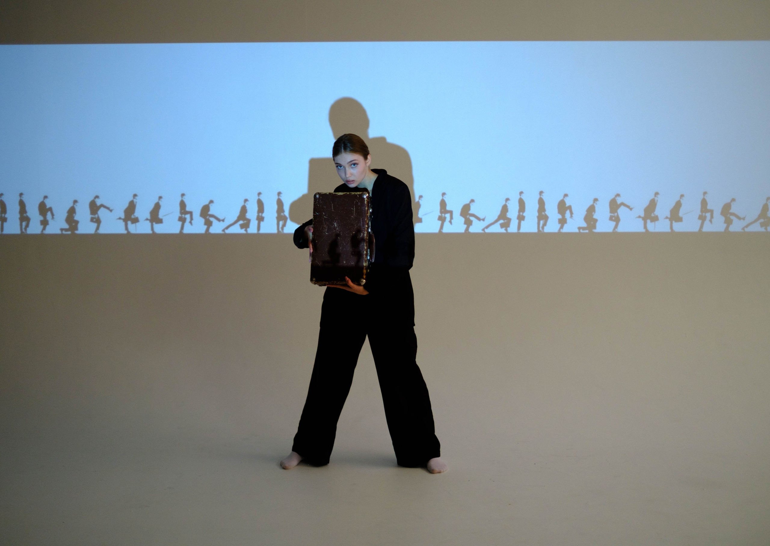 Проектор 16.03.25. Студийный, портретный, семейный фотограф Южно-Сахалинска Яна Радаева