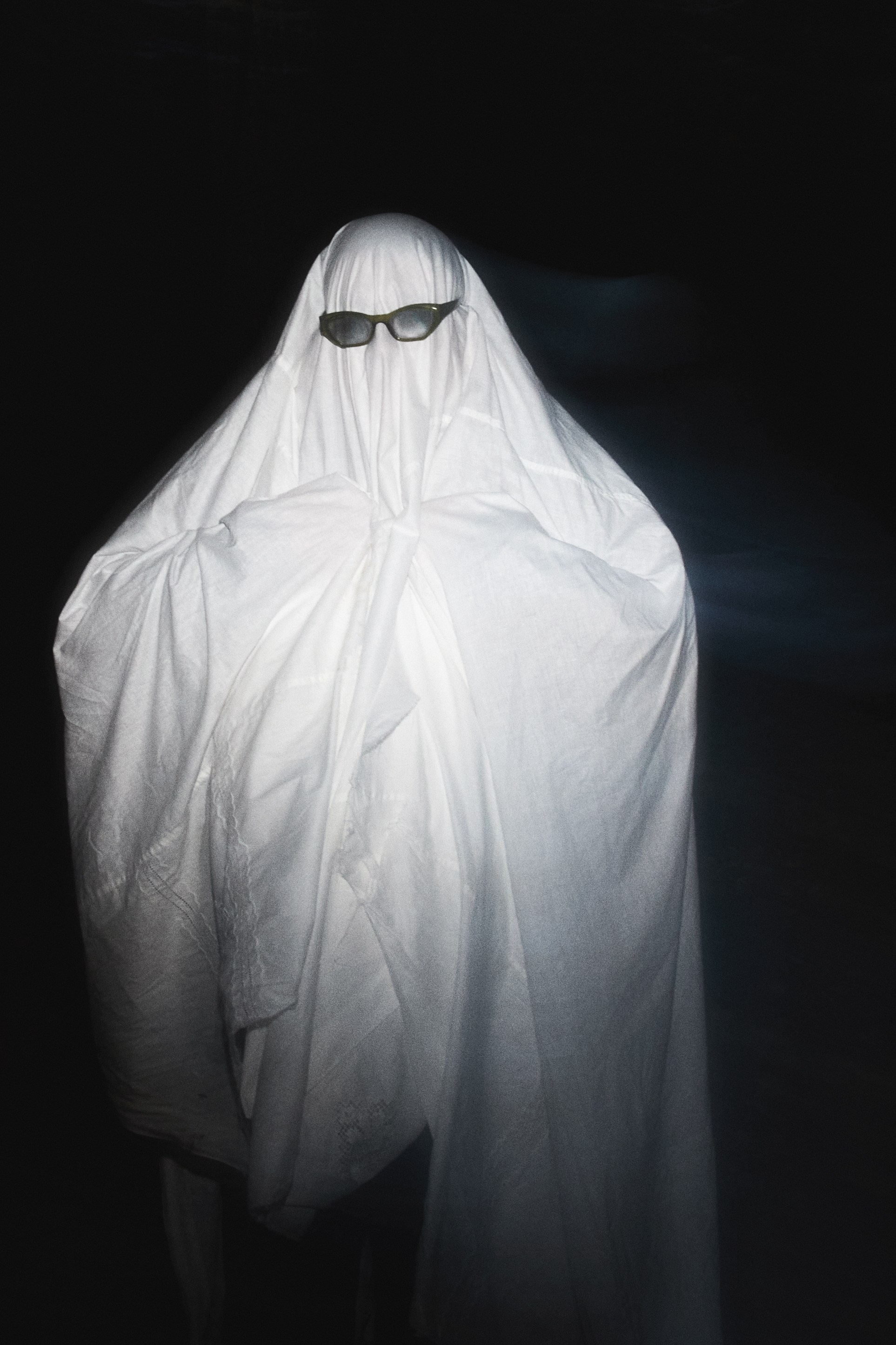 Tears falling down at the patry // 31.10. Simpleand1