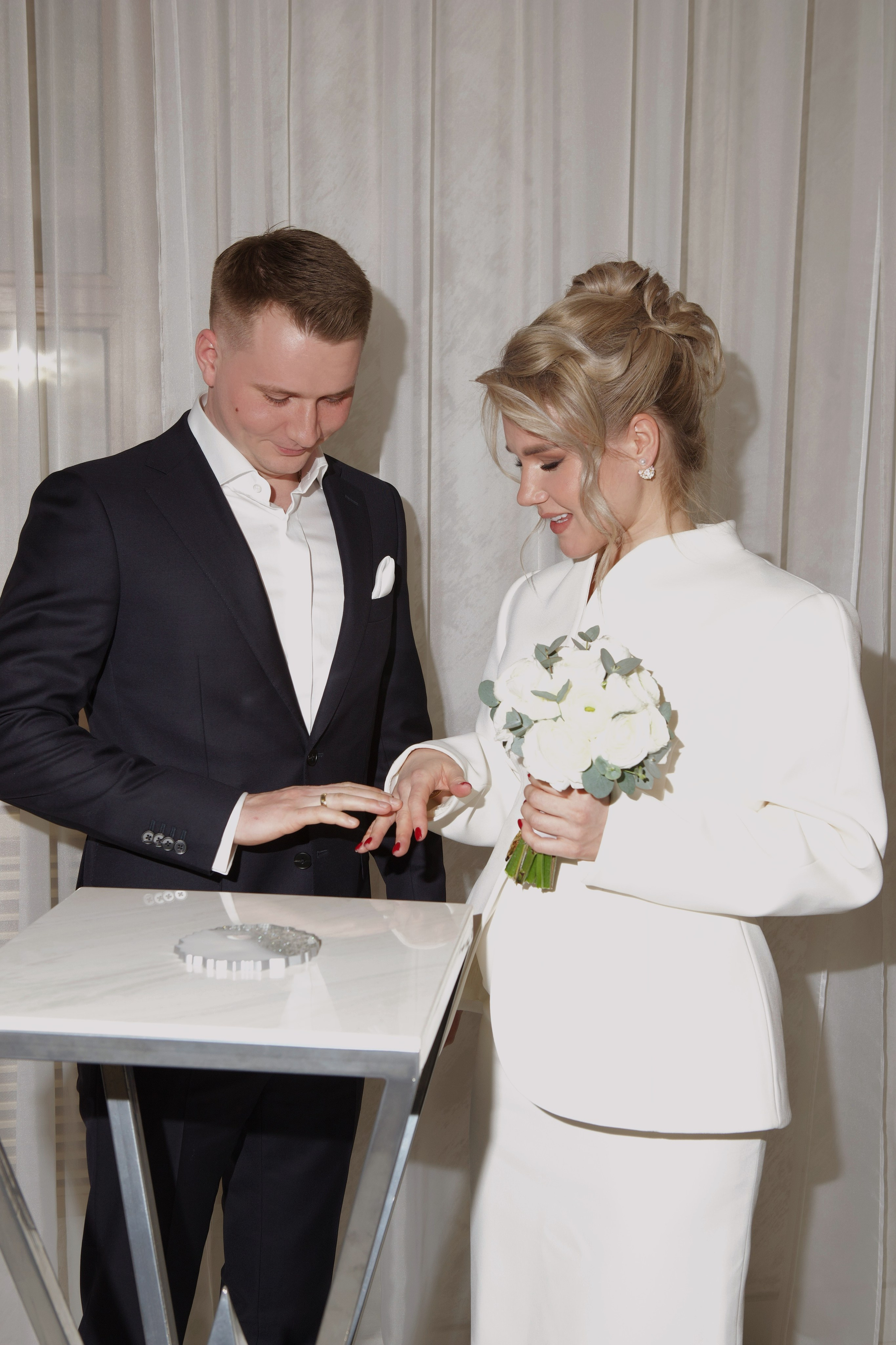 Wedding. Профессиональные фото от Анастасии Глебовой. Переходите на сайт и забронируйте съемку!