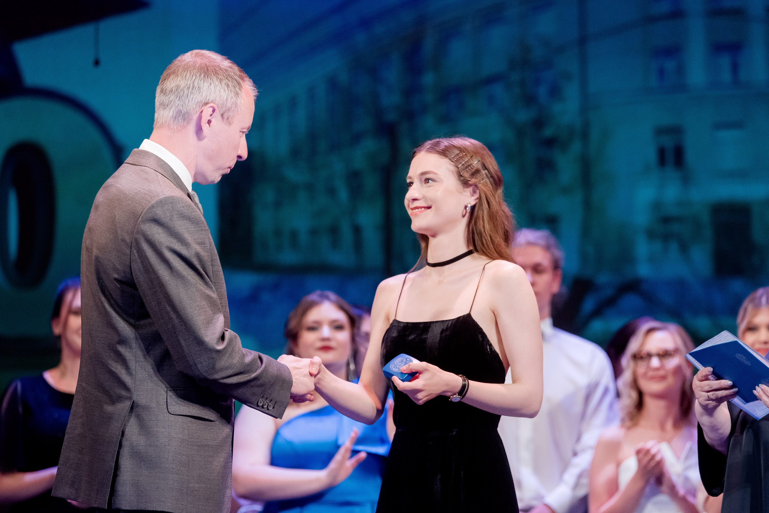 5 Лицей. Музкомедия. Хиллтон. Фотограф в Волгограде и Волжском Александр Горбань