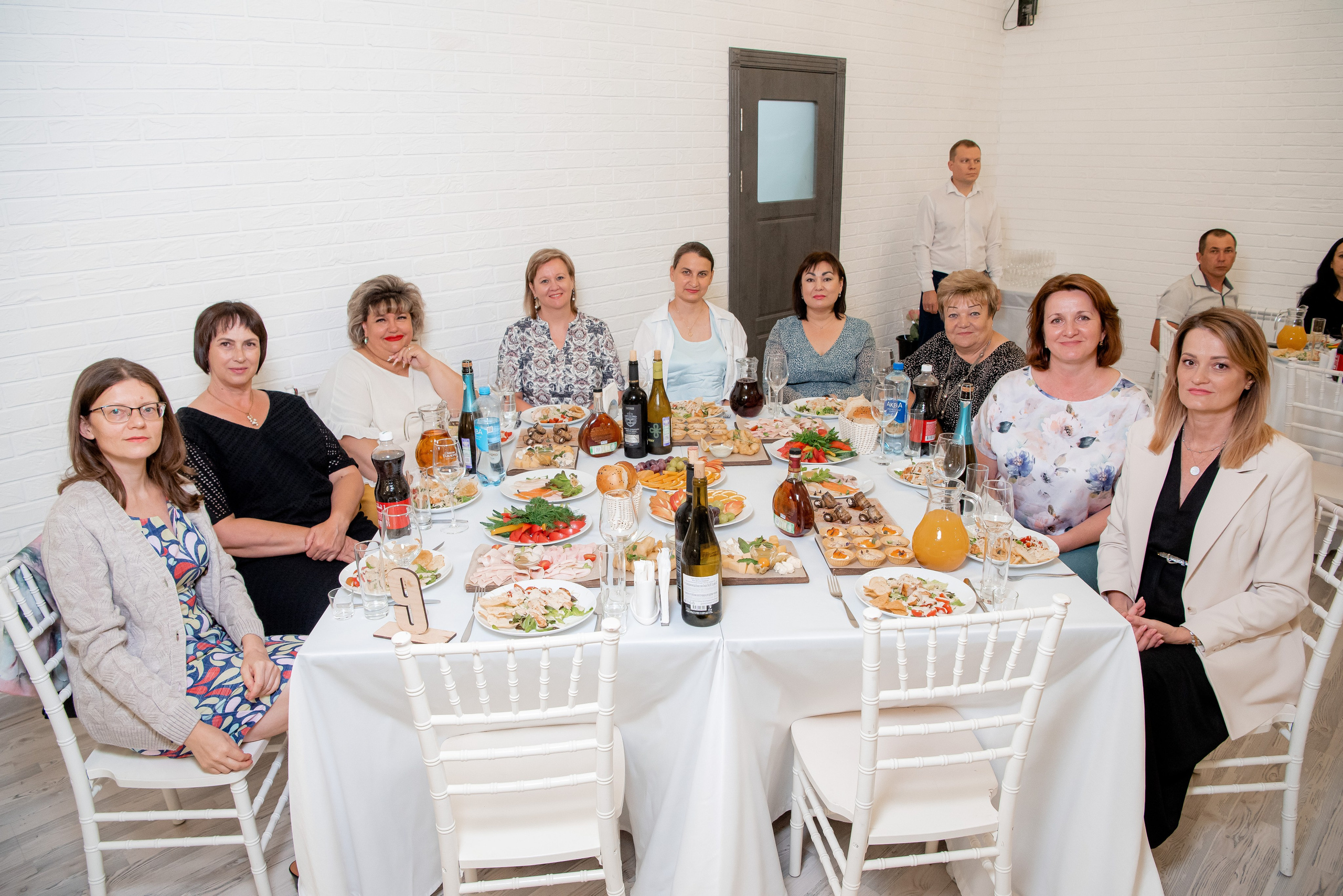 30 Школа. Вручение и Банкет. ДК Юбилейный и Банхоф. Фотограф в Волгограде и Волжском Александр Горбань