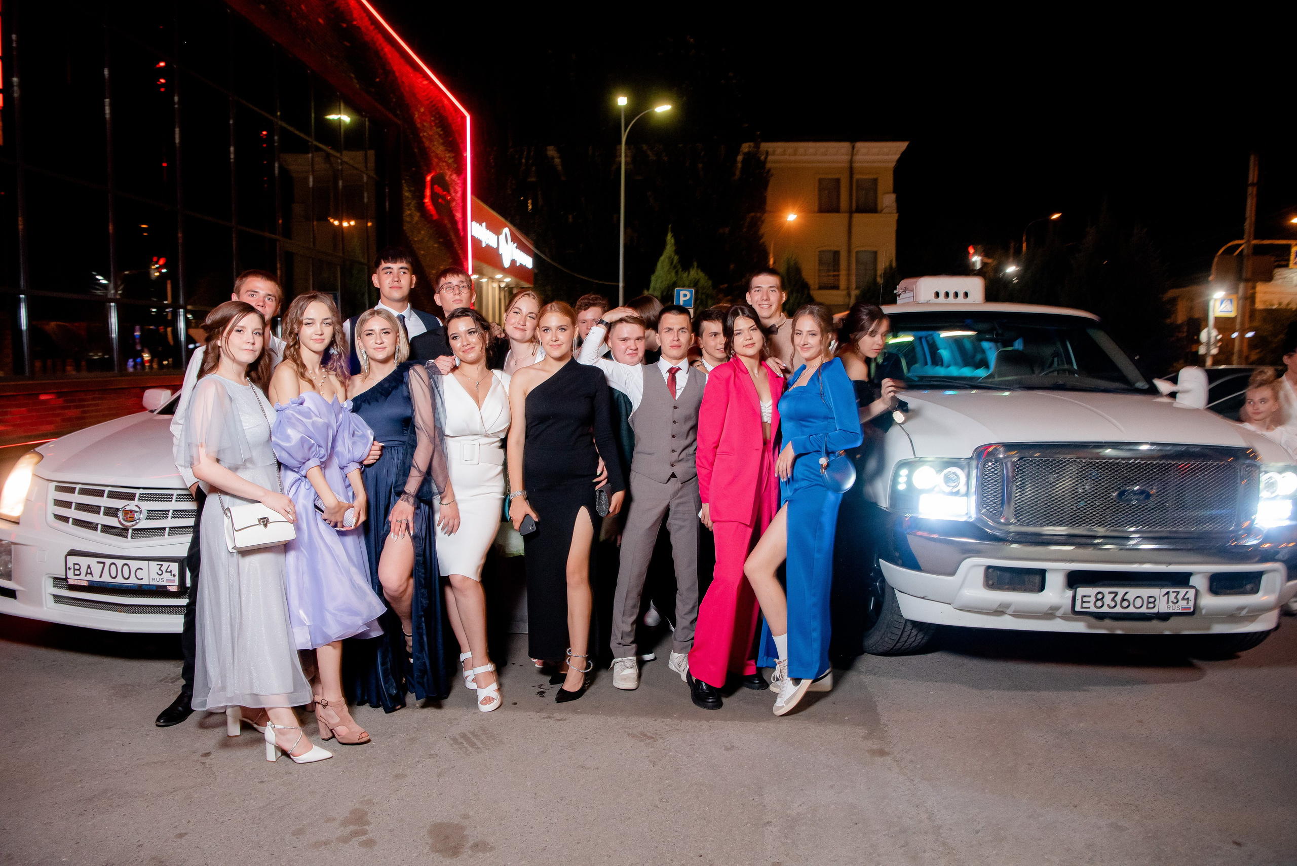 140 Школа. Вручение и Банкет. Сити Холл. Фотограф в Волгограде и Волжском Александр Горбань