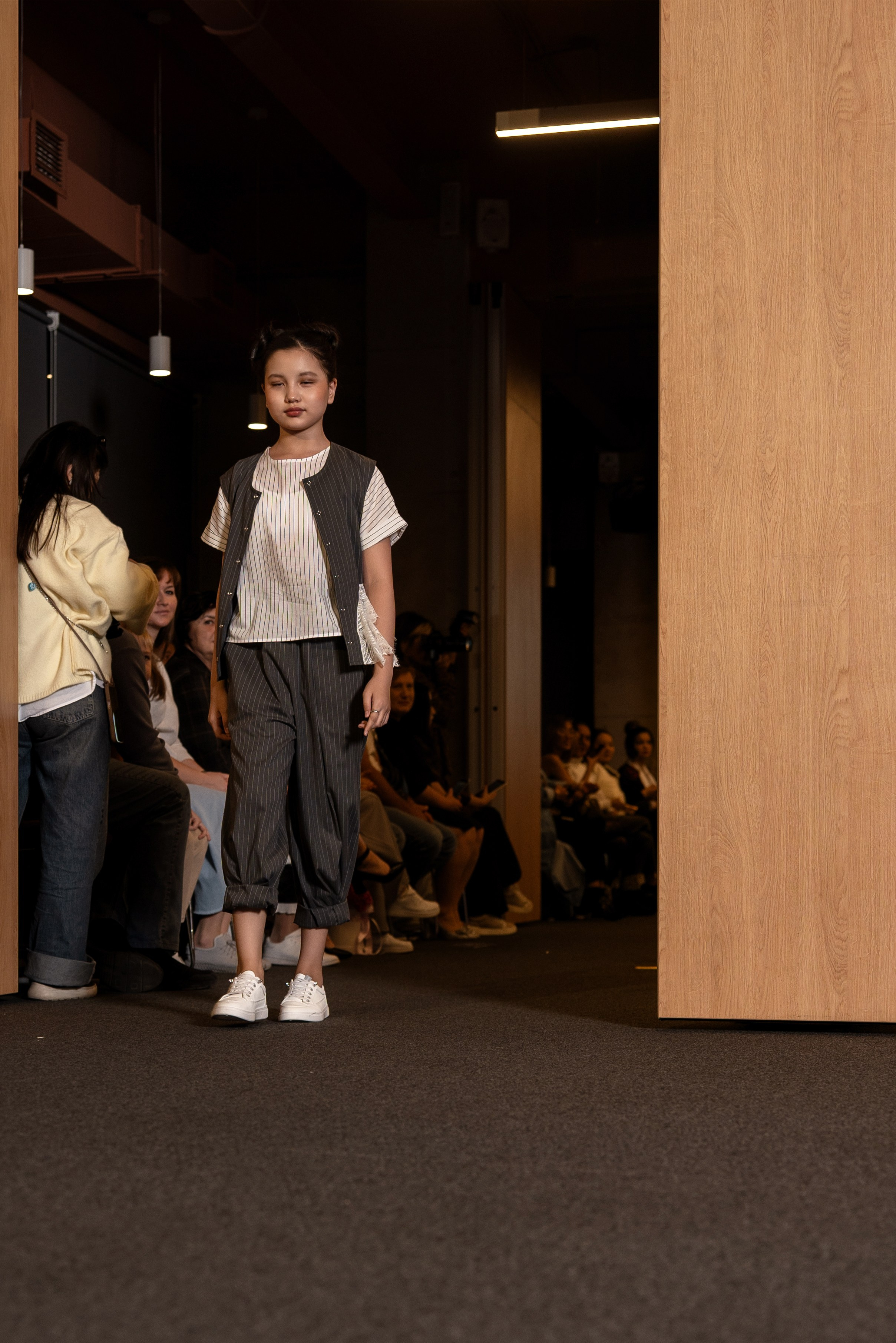 Brand Mila_R. Сайт Алматинского НЮ АРТ, будуар и фэшн фотографа Дениса Карпенко