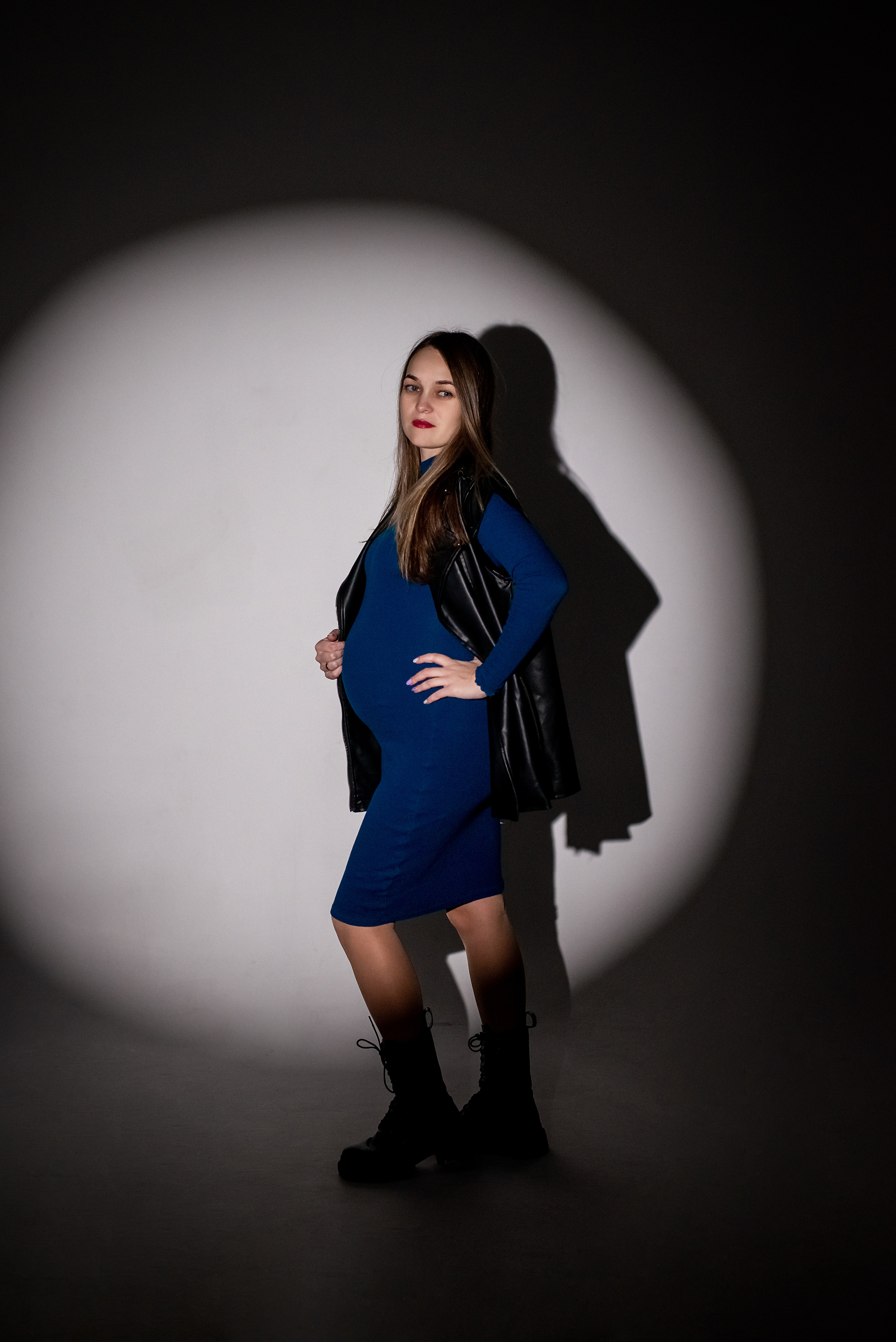 Беременность (искусственный свет). Детский и семейный фотограф в Витебске Ольга Панфиленок