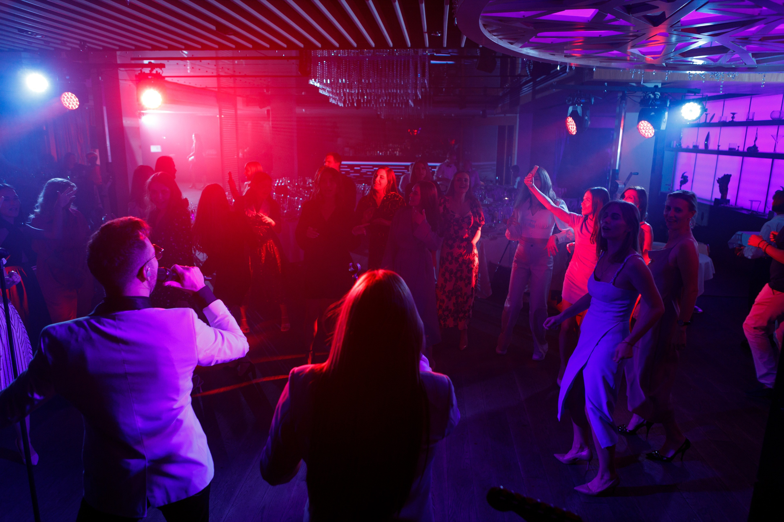 Корпоратив компании Basis. Commercial photographer | Anton Ermakov