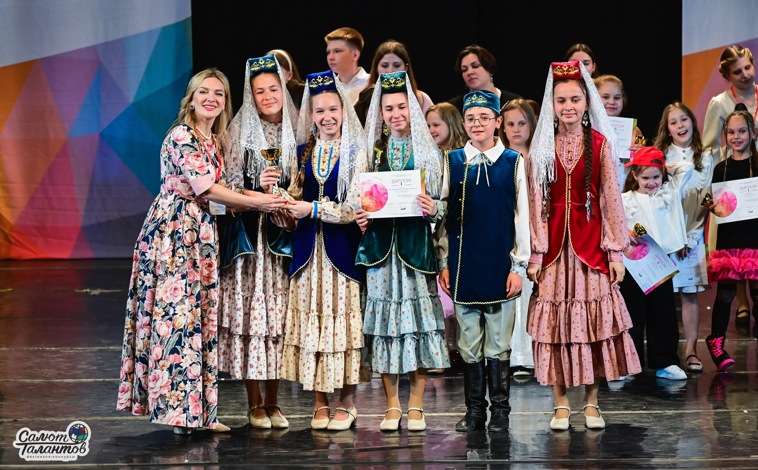 14.06.2025 «Салют Талантов» 41-й Международный фестиваль-конкурс «МОСКВА ВЕРИТ ТАЛАНТАМ» г. Москва. Медиастудия Фото Концепт