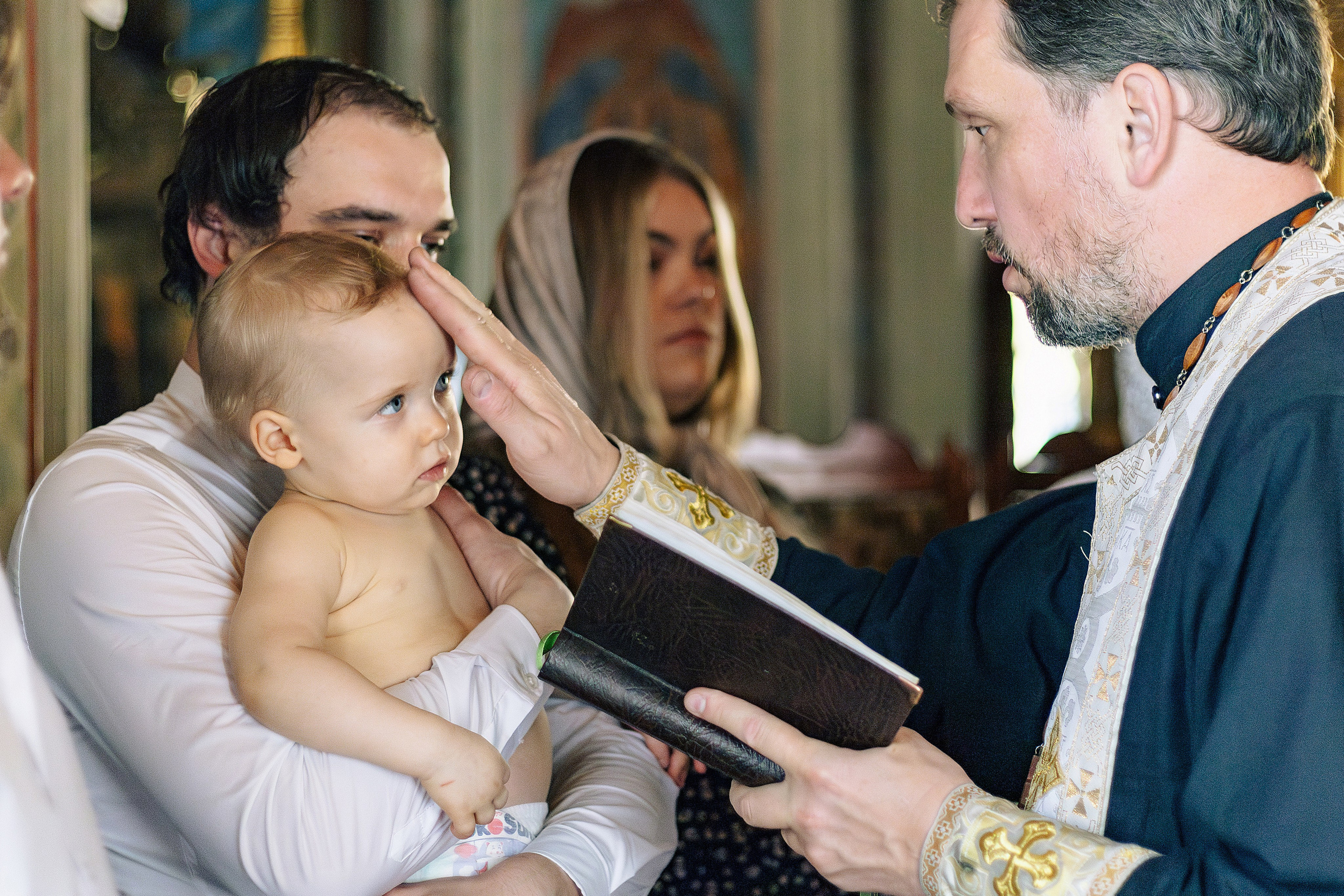 Съемка таинства крещения. Фотограф Видеограф Игорь Никулин Москва Балашиха