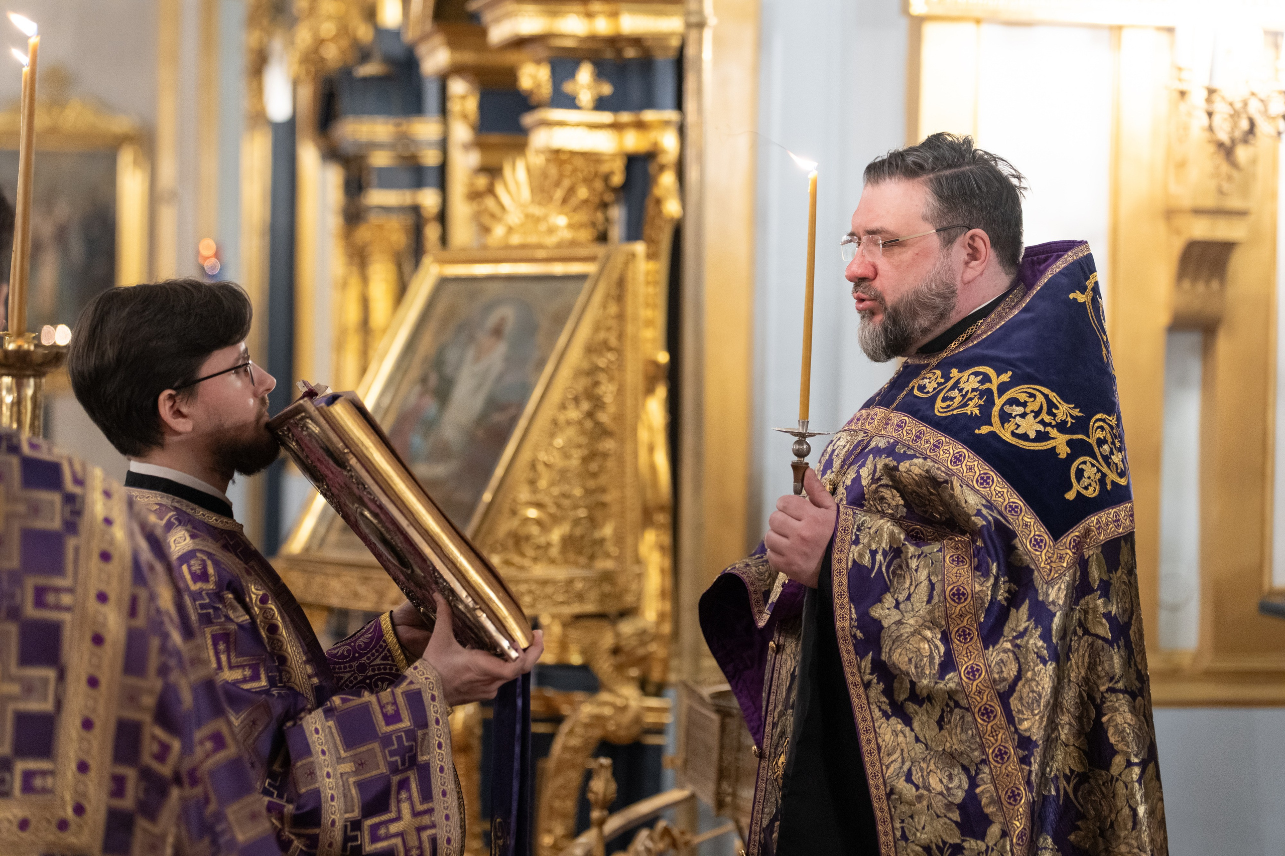 Воскресное бдение в канун Недели Крестопоклонной. НИКОЛО-БОГОЯВЛЕНСКИЙ МОРСКОЙ СОБОР