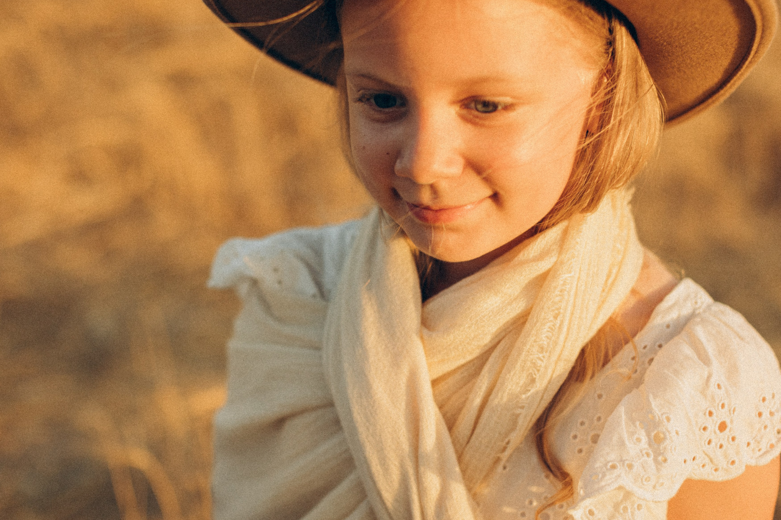 Golden fields, happy hearts. Katerina Nord | Wedding and Couple Photographer in Germany and Europe