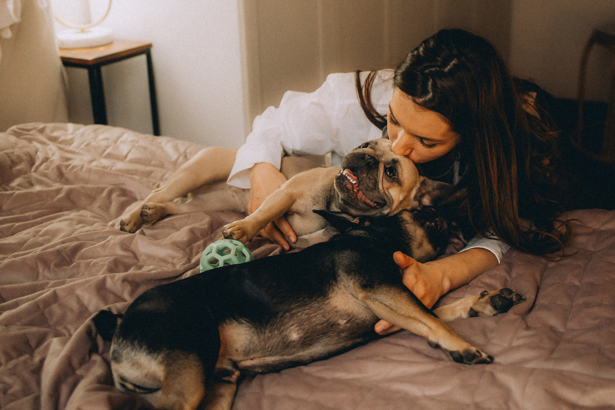 Юля, Мия и Зек