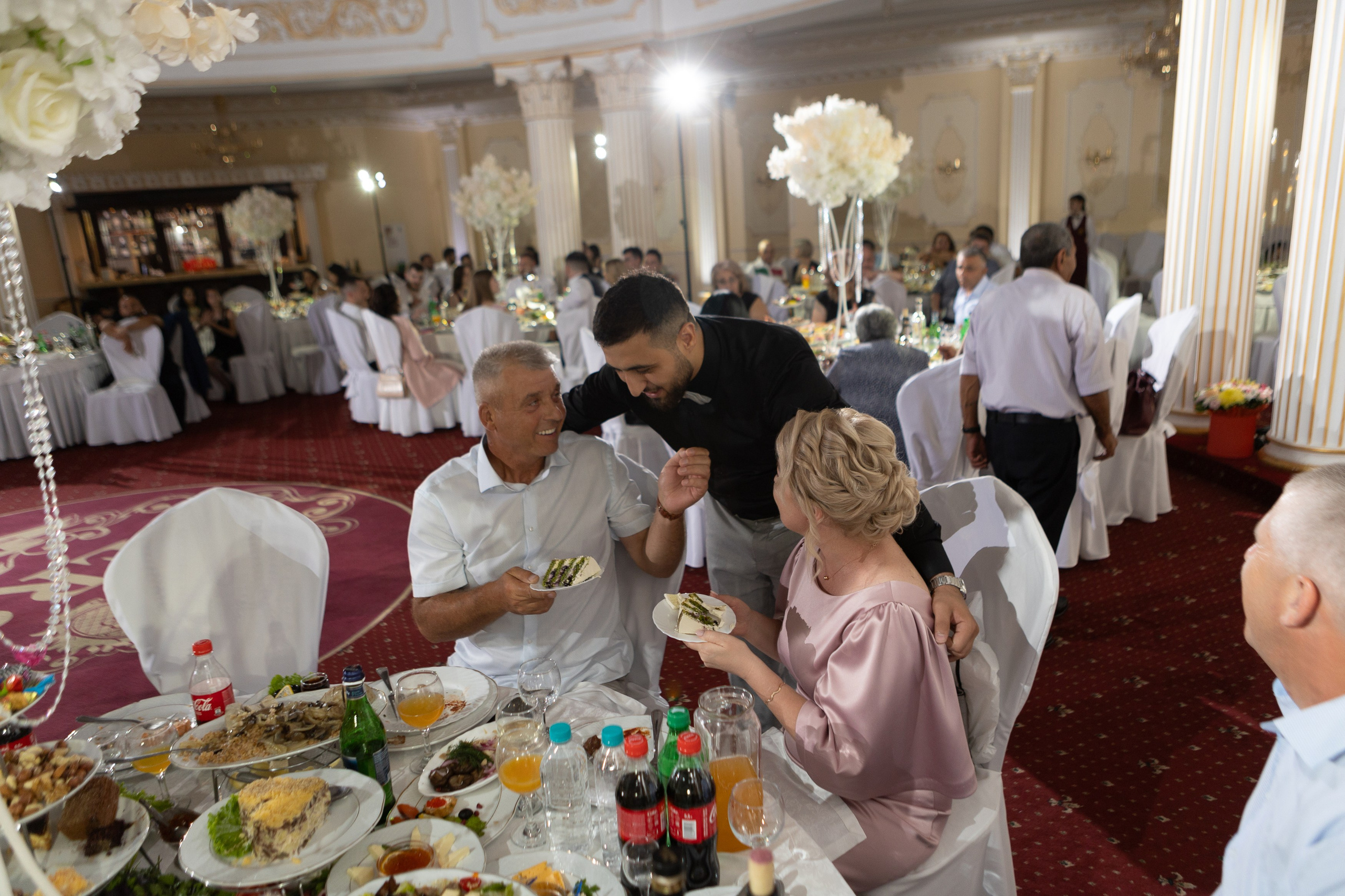 Свадебный фотограф Уфа — Руслан ГабдлисламовЖивые эмоции, красивые кадры, воспоминания на всю жизнь.Работаю по всей Республике Башкортоста. Свадебный фотограф Уфа Руслан Габдлисламов