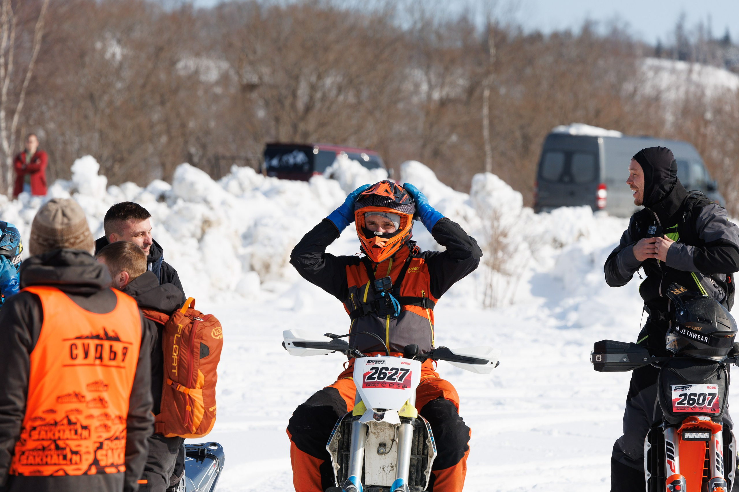Чемпионат Экстрим Эндуро на сноубайках. Свадебный, семейный и репортажный фотограф в Южно-Сахалинске Артур Петросян