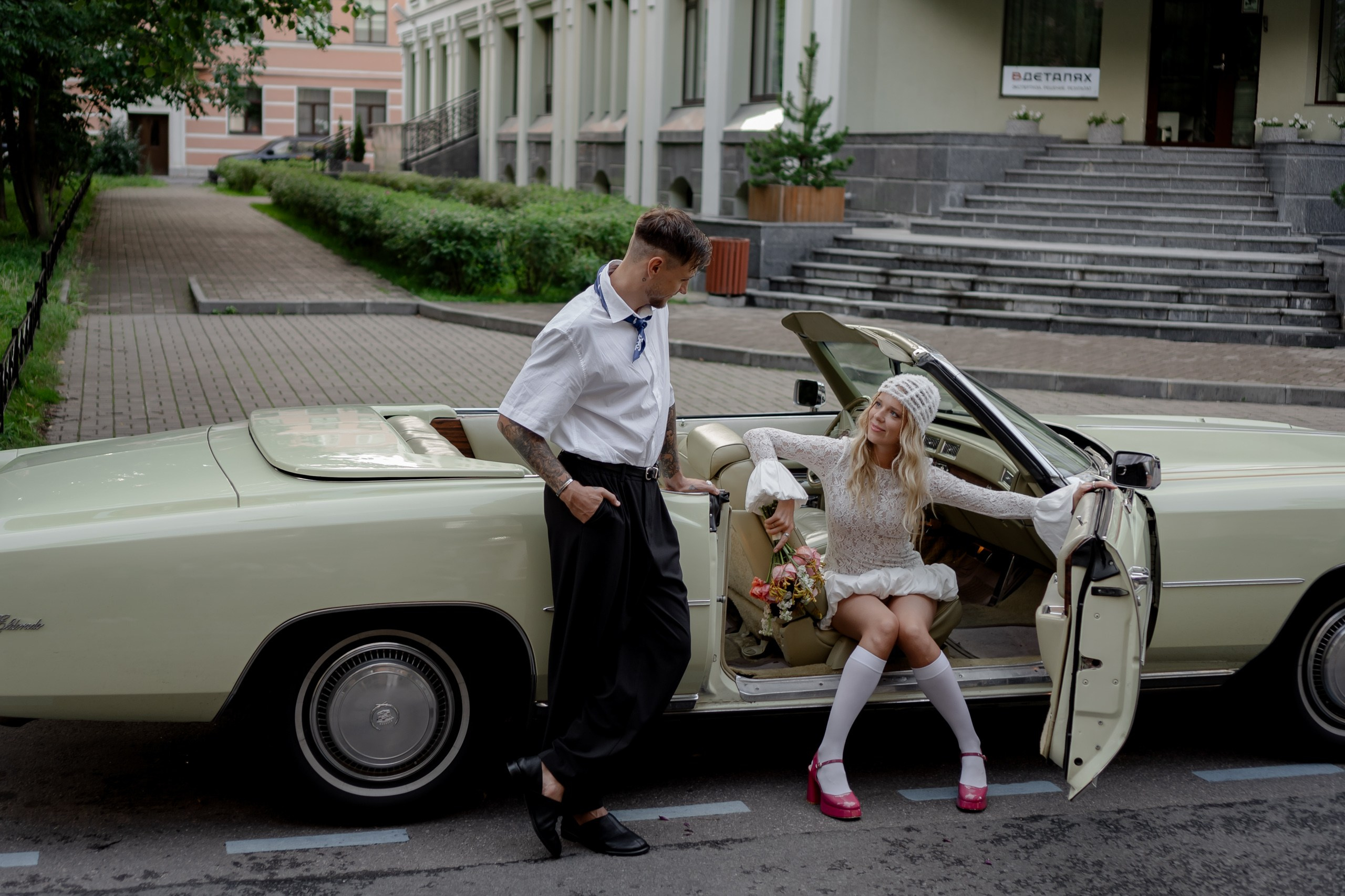 СВАДЕБНАЯ СЬЕМКА С КАБРИОЛЕТОМ В САНТК-ПЕТЕРБУРГЕ НА ПЕТРОГРАДКЕ В ОТЕЛЕ ПАНОРАМИКА. Профессиональный фотограф, Санкт-Петербург — Виктория Богомолова