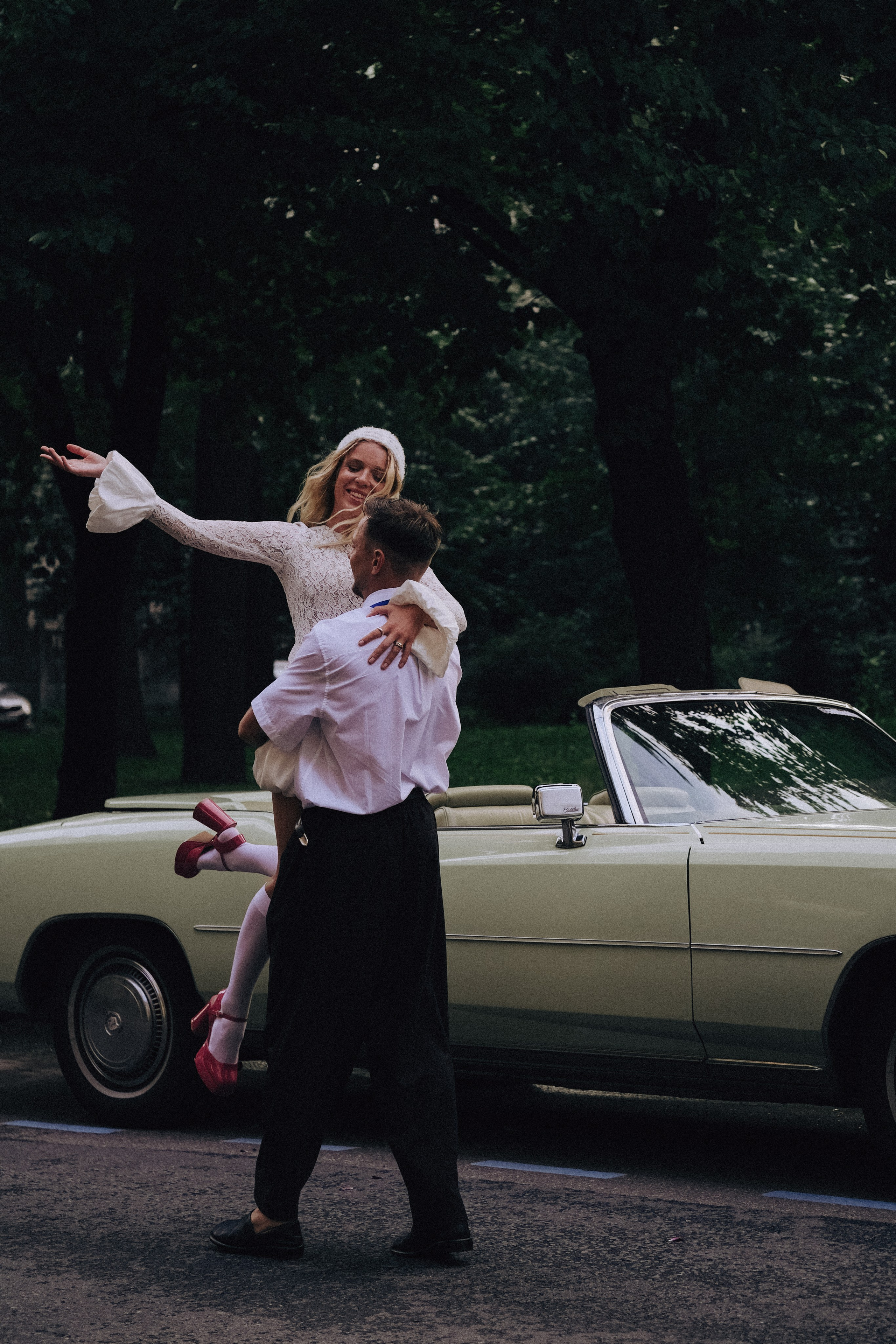 СВАДЕБНАЯ СЬЕМКА С КАБРИОЛЕТОМ В САНТК-ПЕТЕРБУРГЕ НА ПЕТРОГРАДКЕ В ОТЕЛЕ ПАНОРАМИКА. Профессиональный фотограф, Санкт-Петербург — Виктория Богомолова