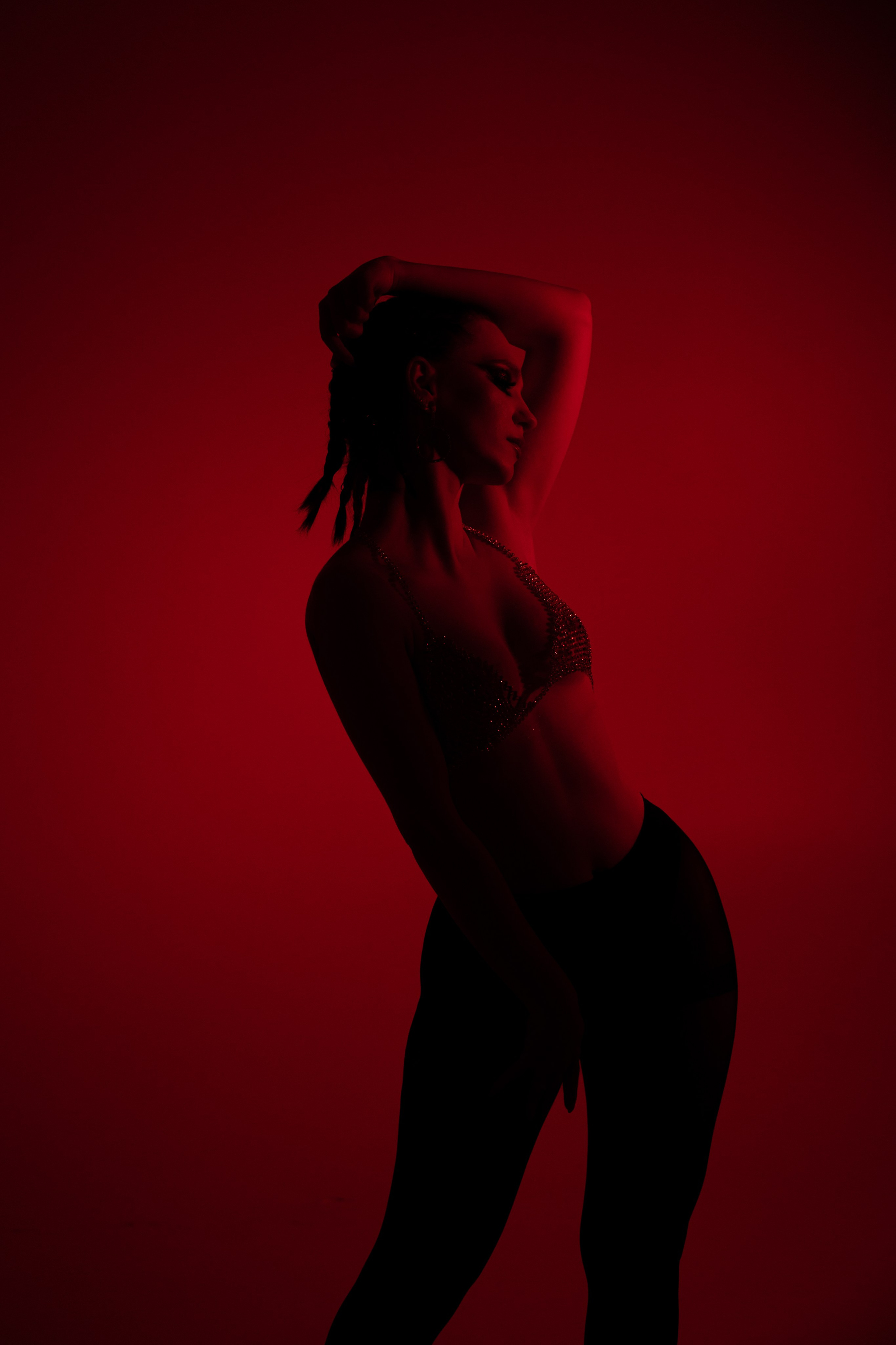 Цветной свет и фигуры. Фотограф Минск