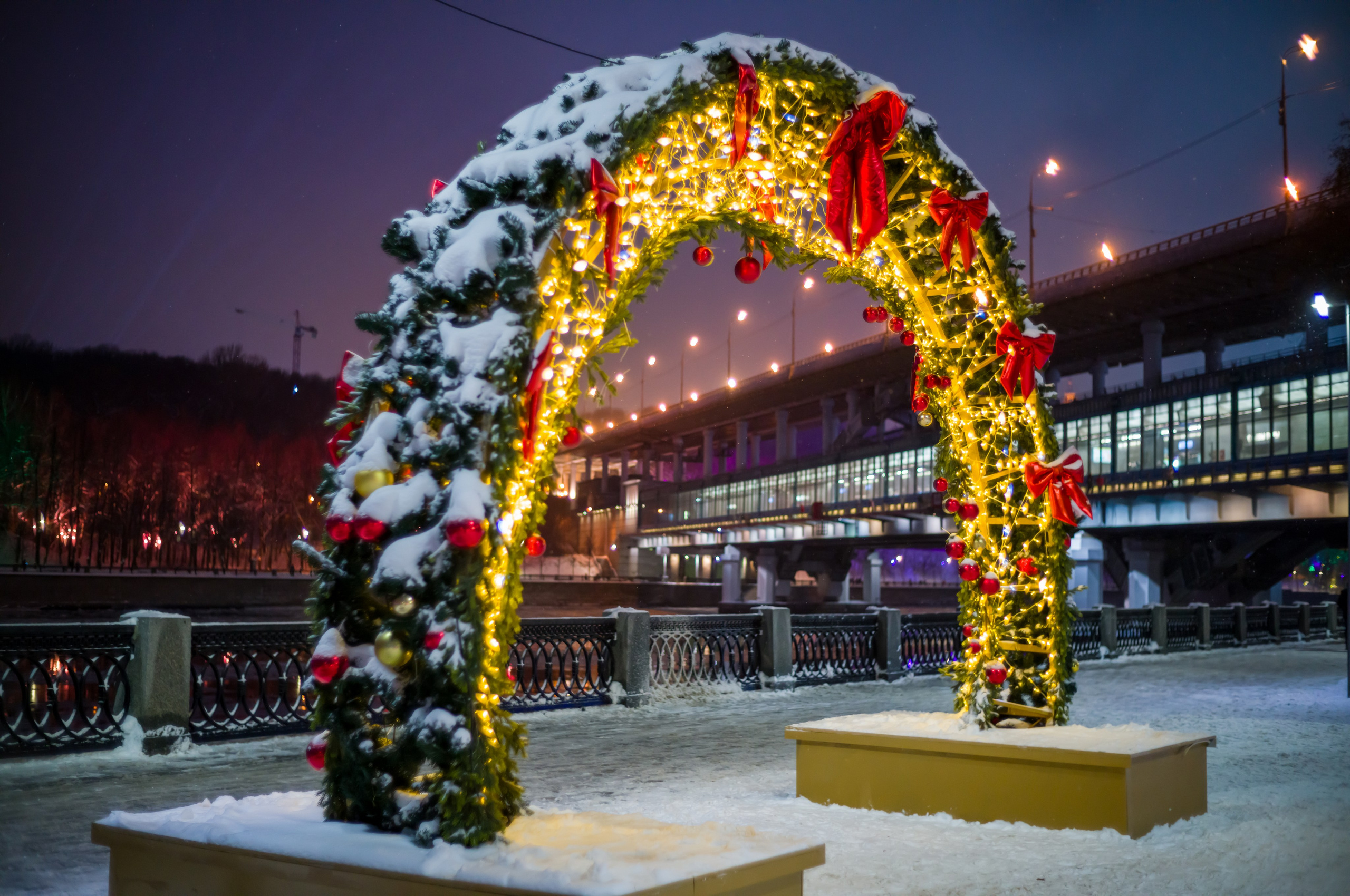 Зимнее украшение Лужников в Москве