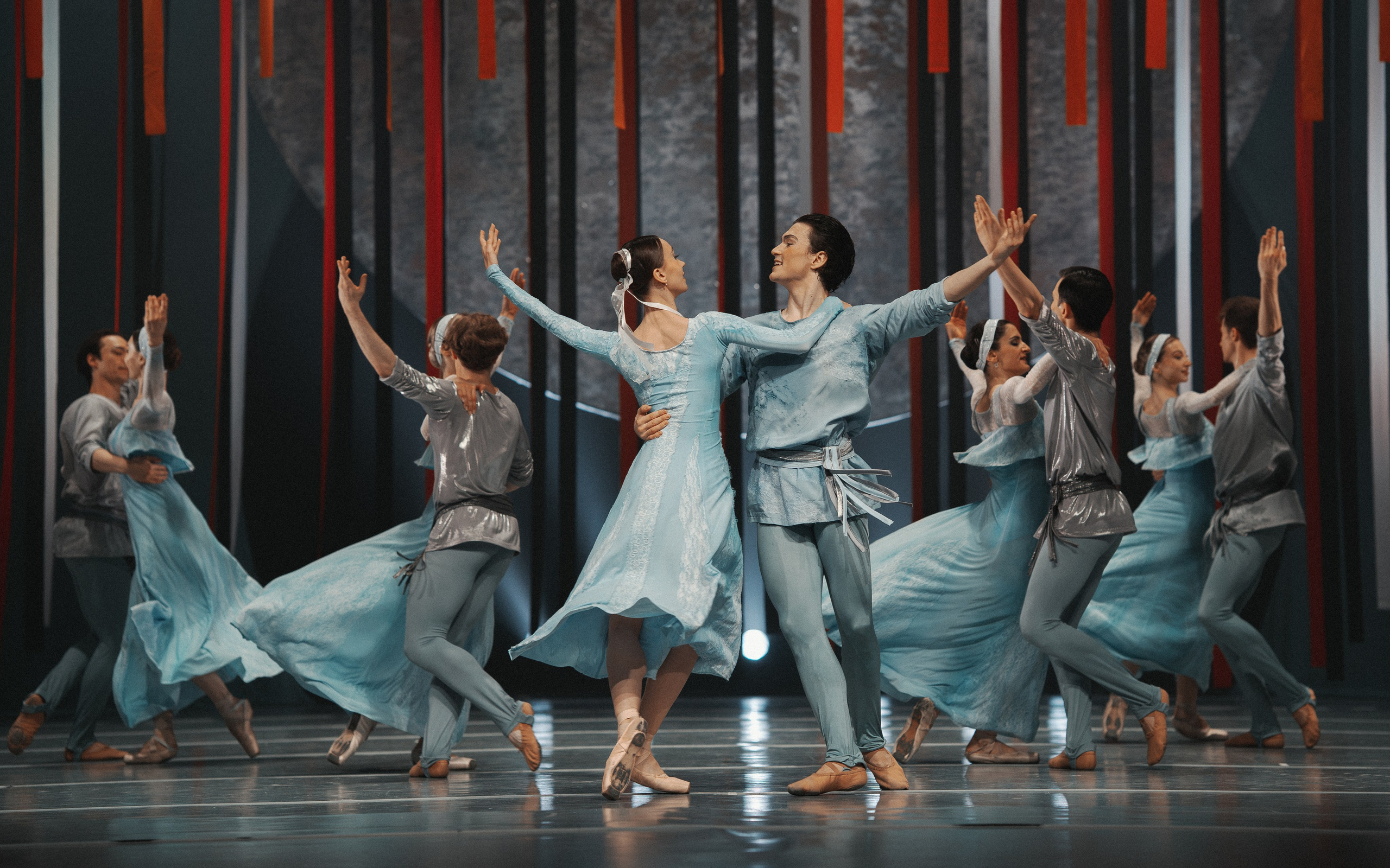 Балет «Симфония № 1» — хореограф Ксения Скареднова. Театральный фотограф в Санкт-Петербурге Дмитрий Скареднов