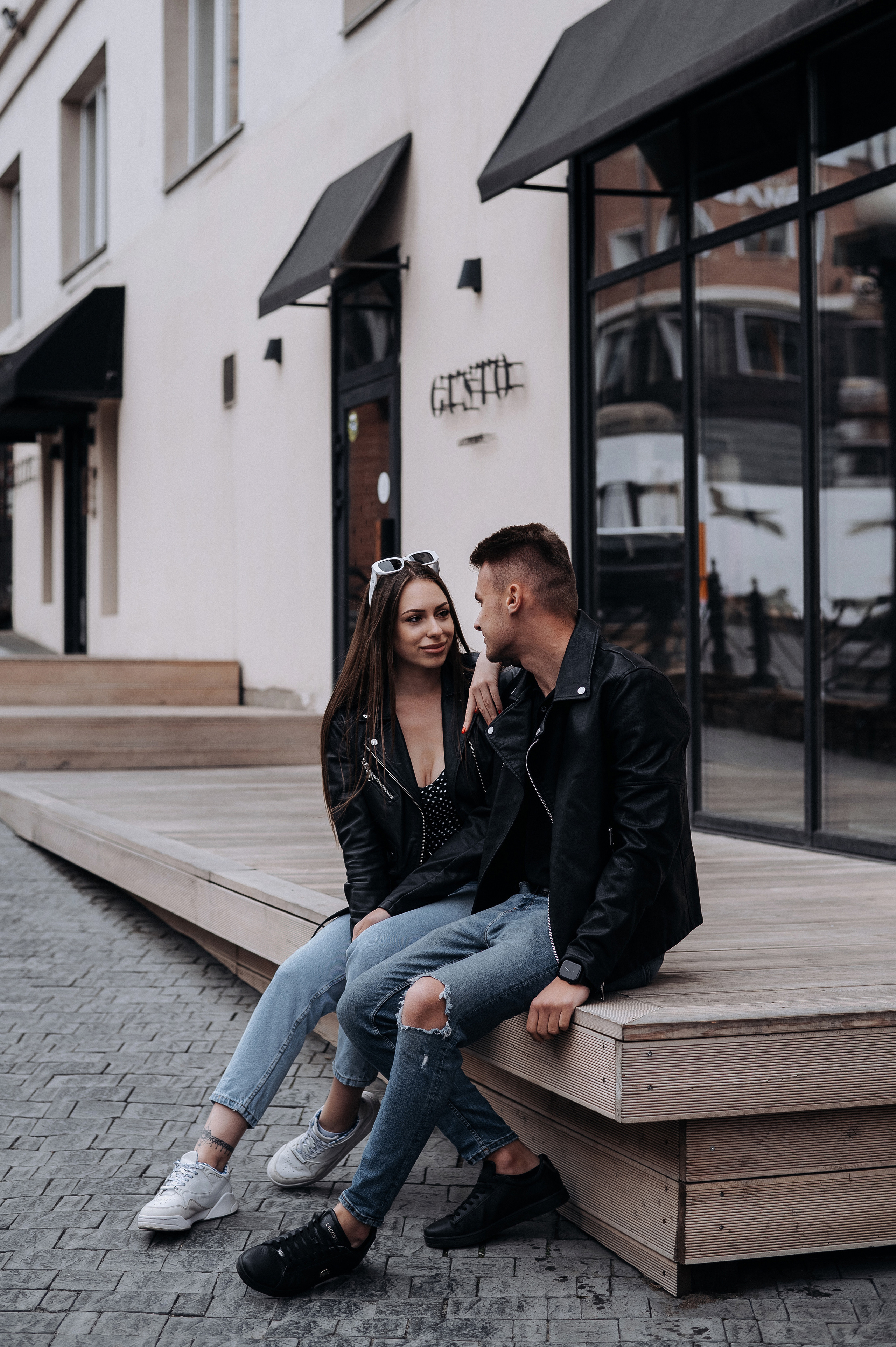 Александра и Антон. Главная