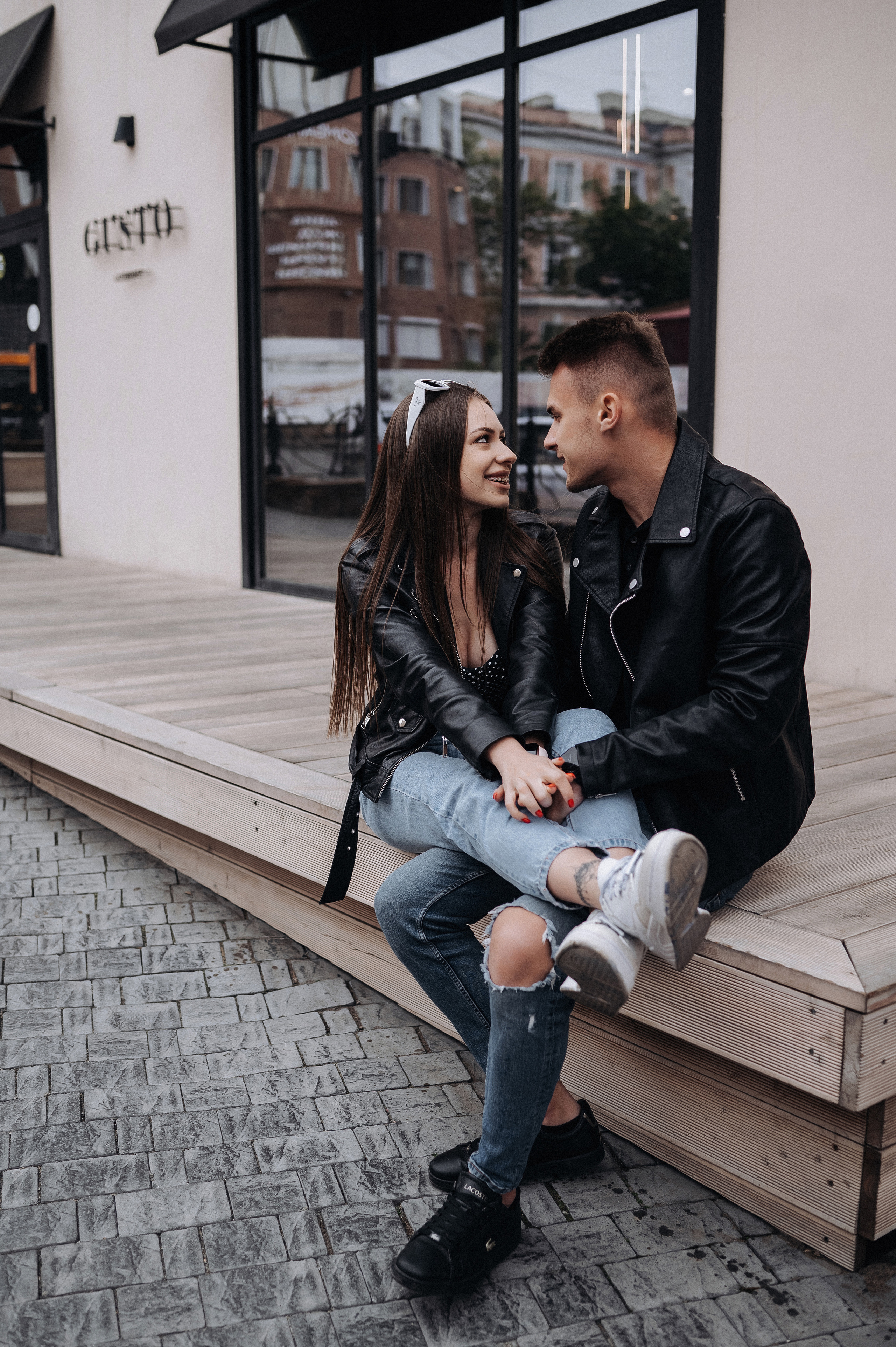 Александра и Антон. Главная