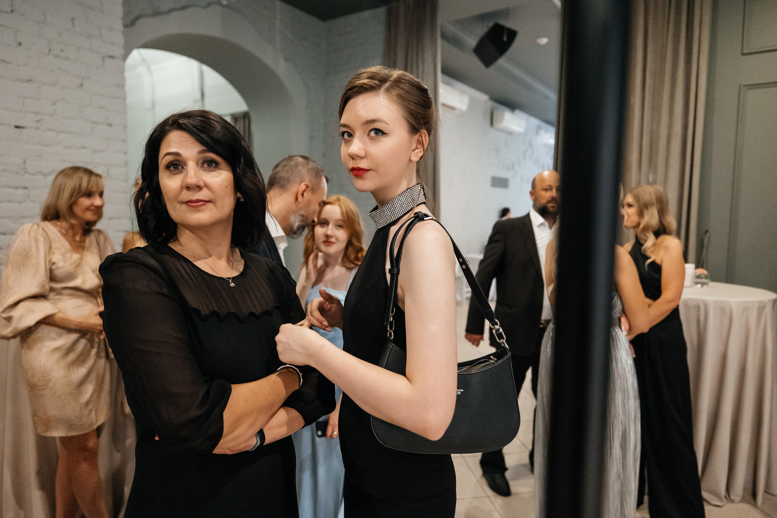 2023-06-23 Выпускной МБОУ СОШ № 10. Фотограф в Красноярске