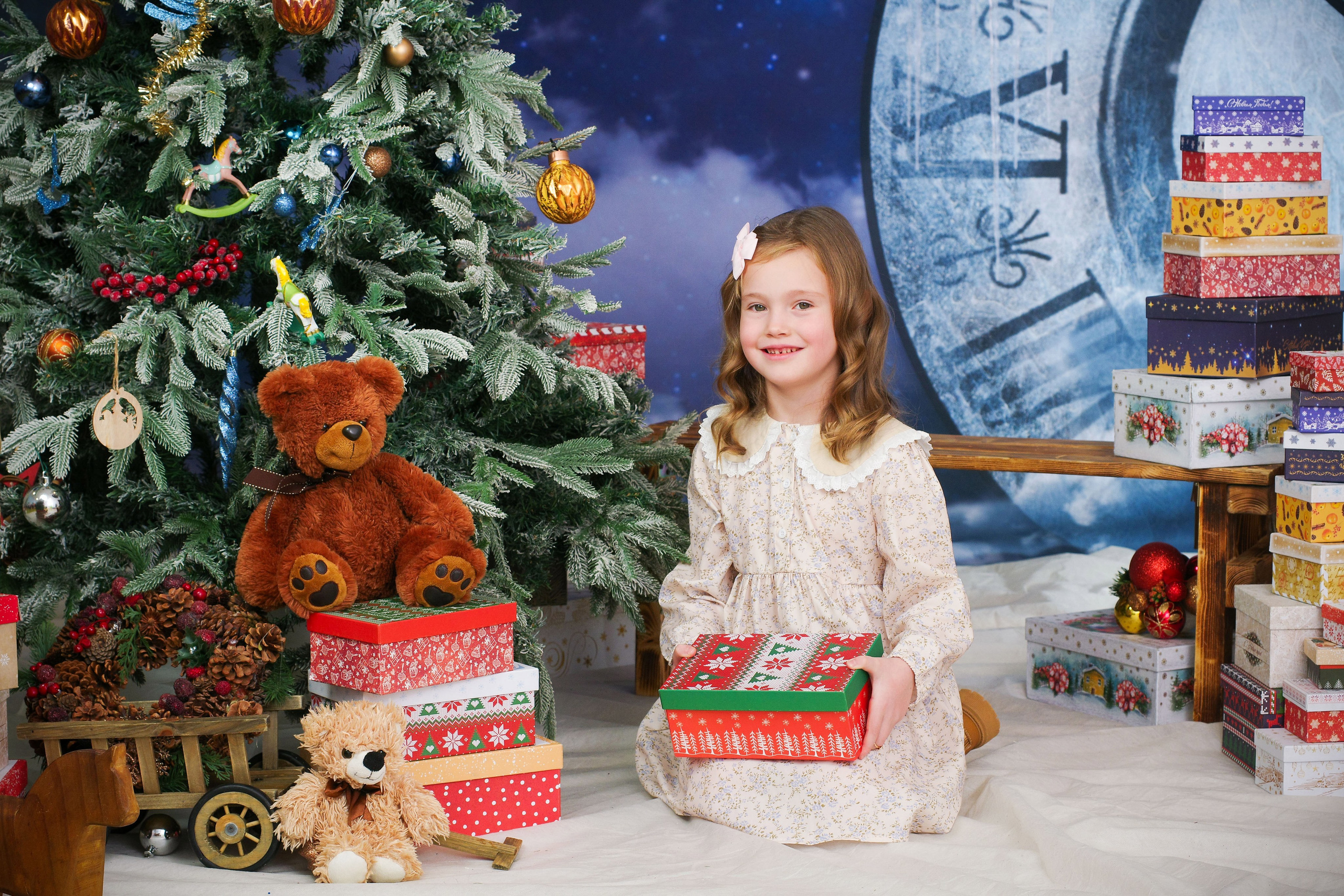 Часы. Детская фотостудия Москва