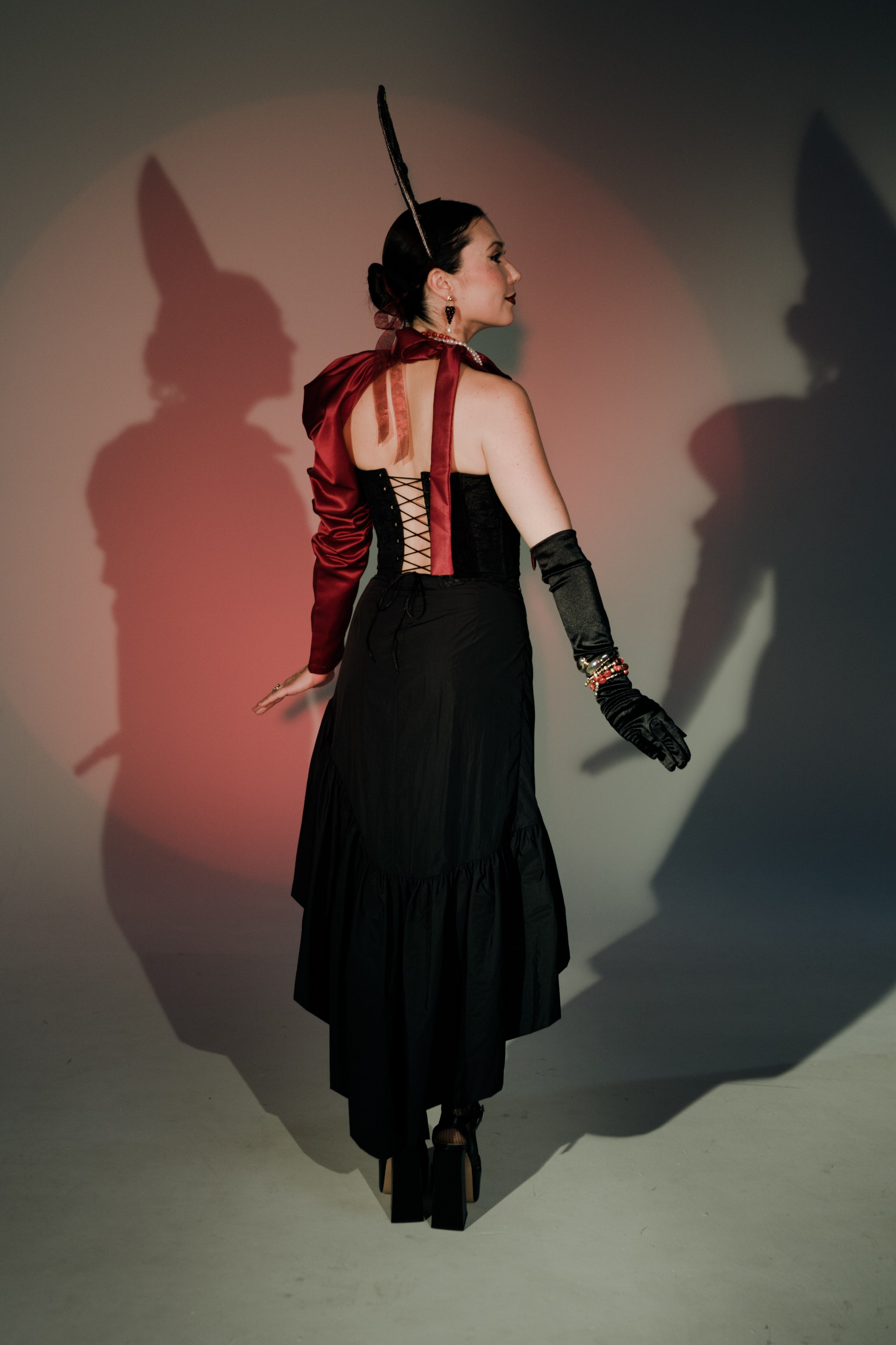 Образ для ведущей мероприятий в стиле «Русский китч». Стилист медийных личностей