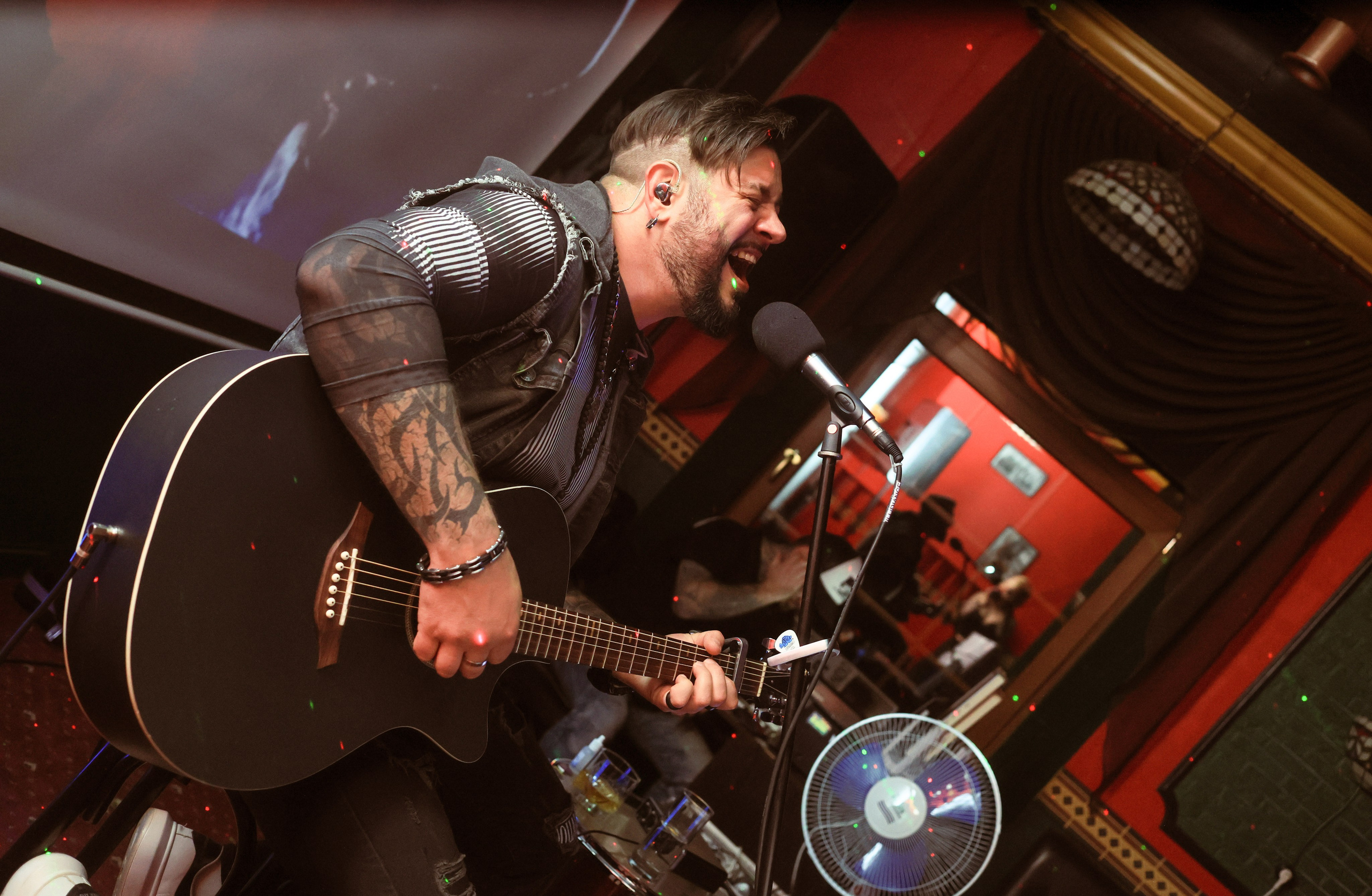 Tommy Alvarezzzz | Heart's Pub Таганрог. Анна Акоста: фотограф в Санкт-Петербурге и Таганроге