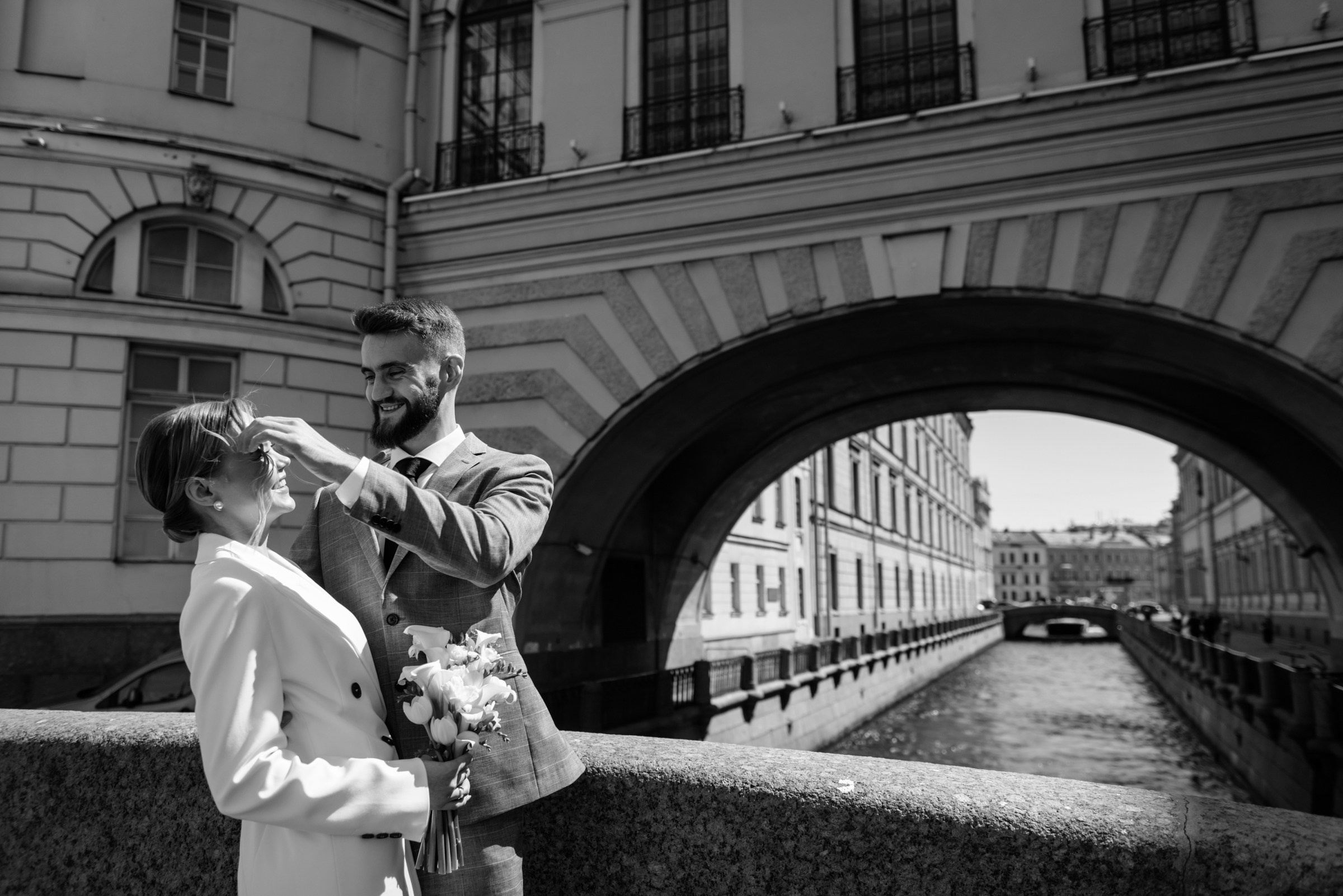 свадебная фотосессия у Зимней канавки