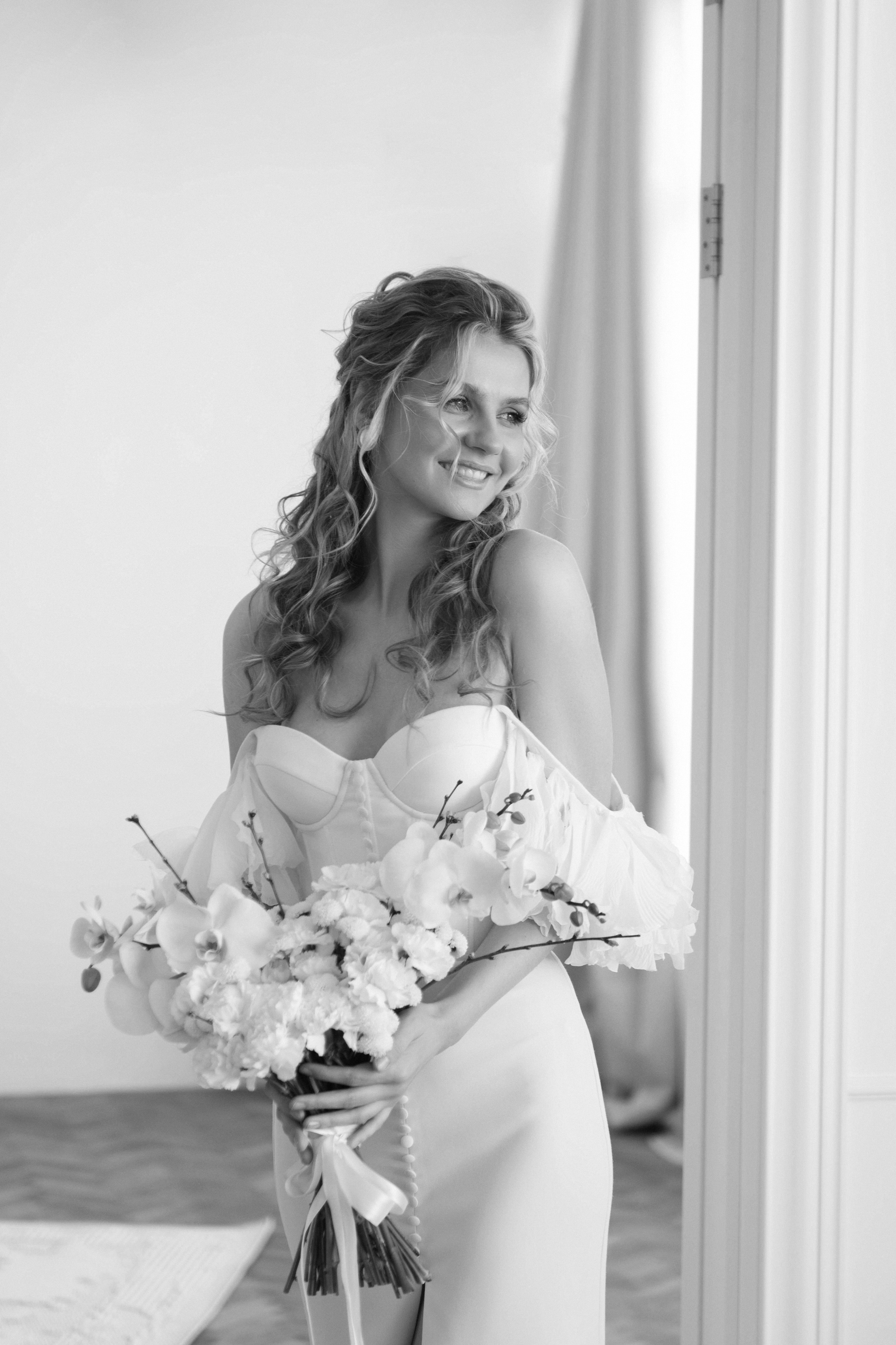 Утро невесты Александры. Свадебный фотограф в Москве Анастасия Колесникова