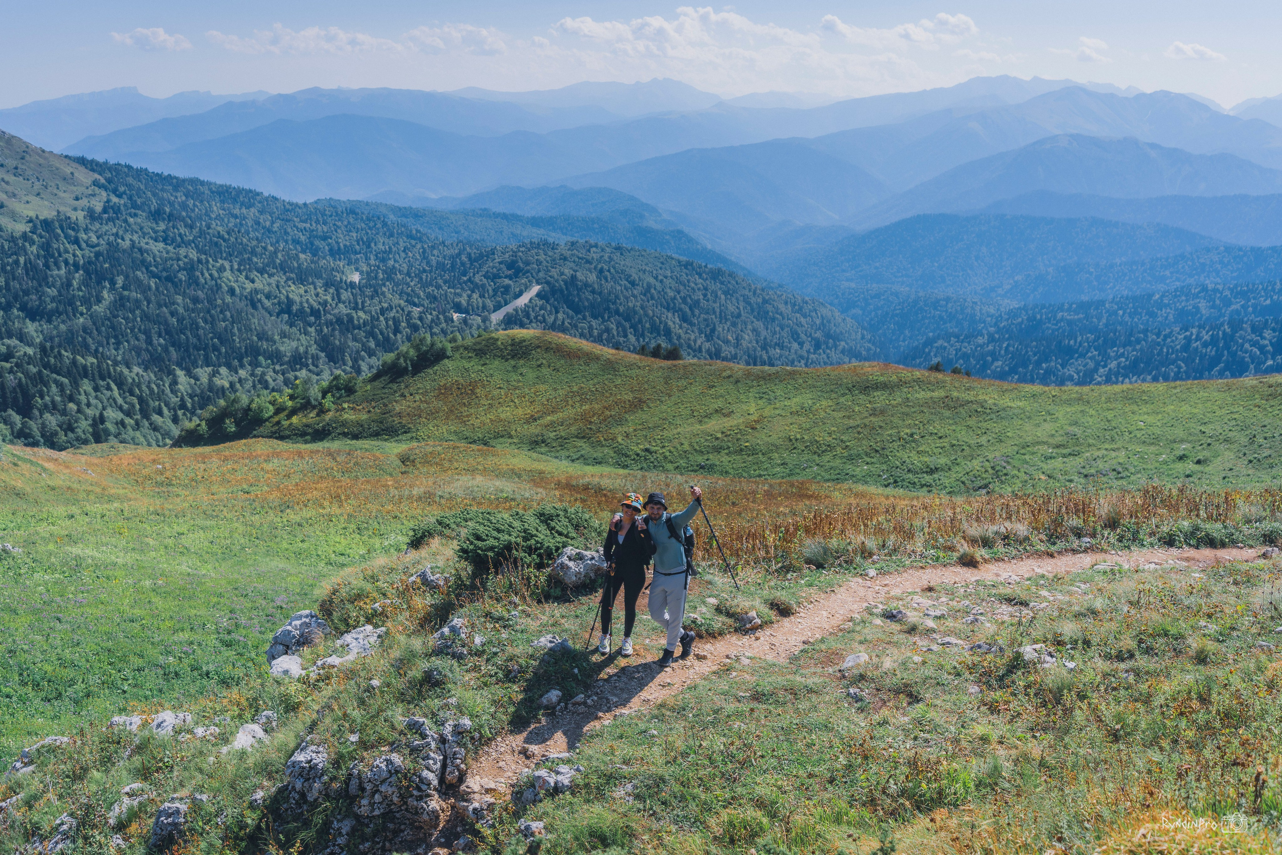Поход на Оштен с командой Мадьяр 10.09.24. Репортажный фотограф в Краснодаре Рындин Дмитрий